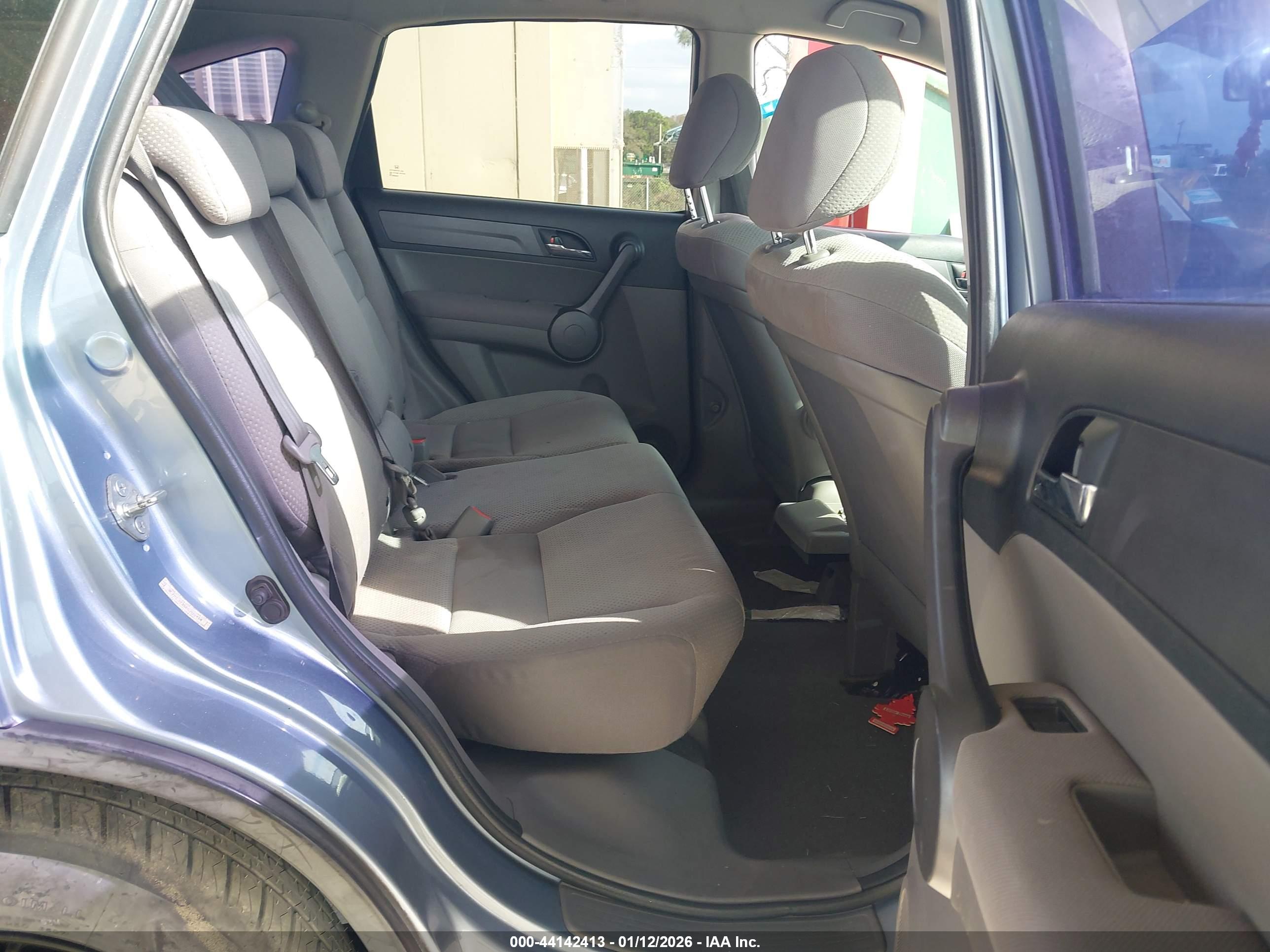 HONDA CR-V image 8