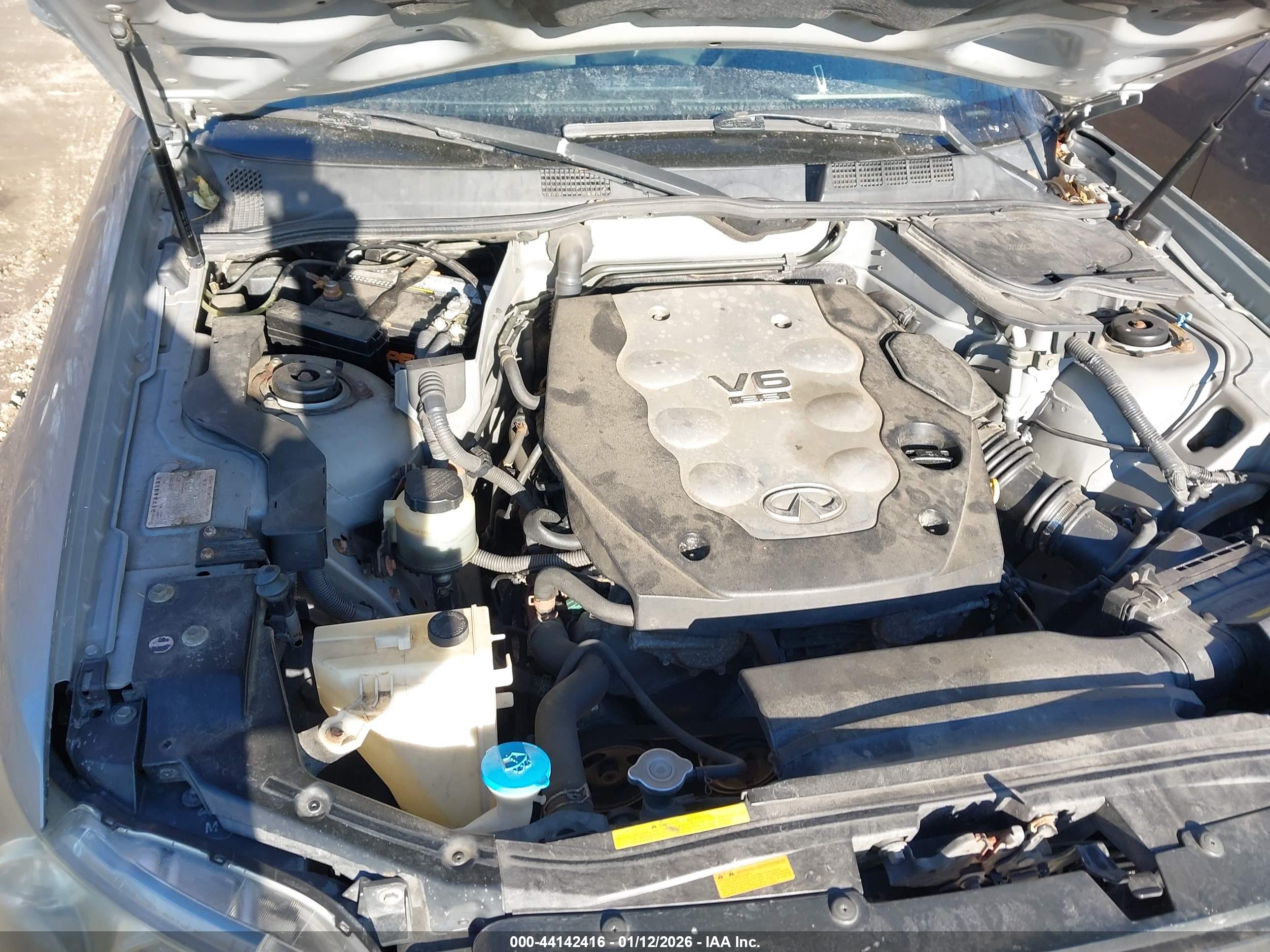INFINITI FX35 image 10