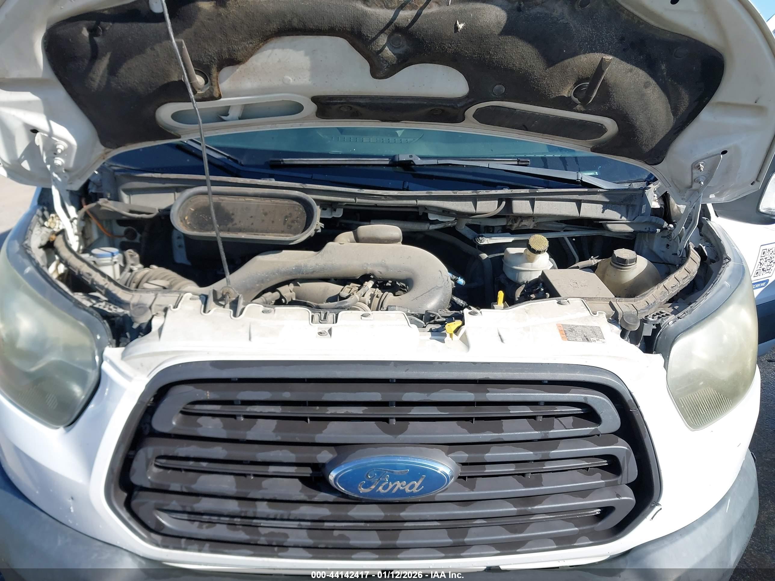 FORD TRANSIT-250 image 10