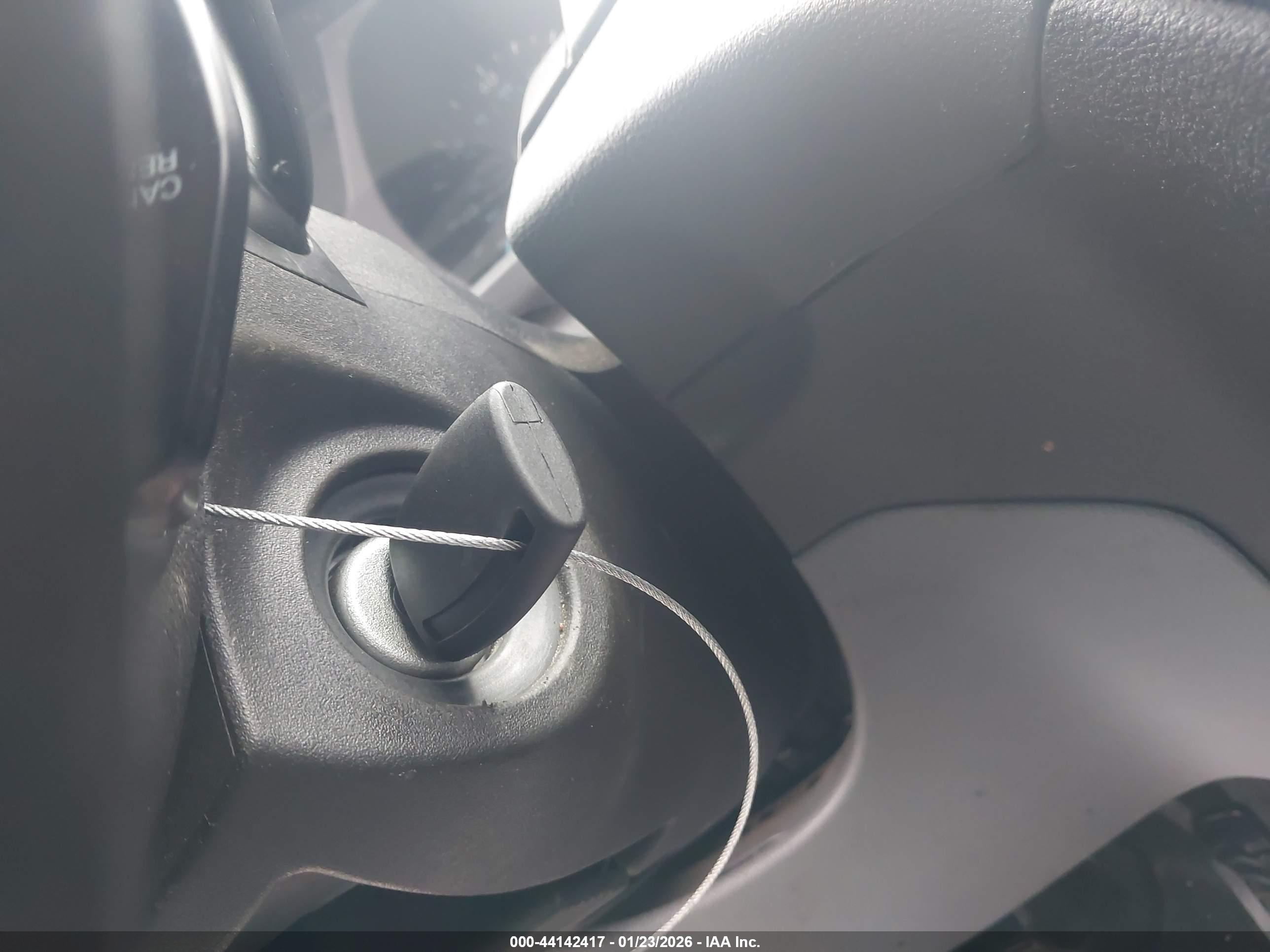 FORD TRANSIT-250 image 11