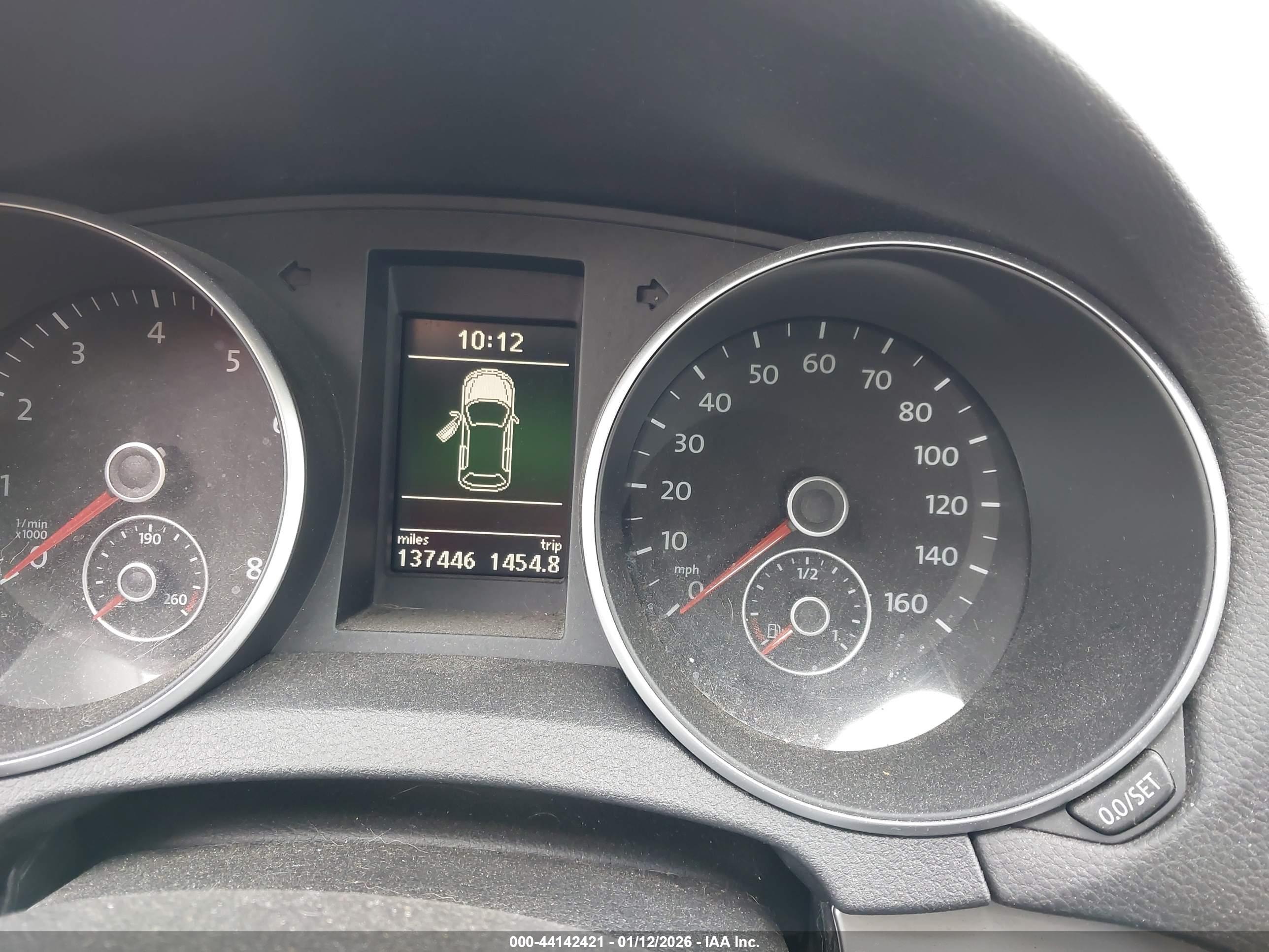 VOLKSWAGEN GOLF image 7