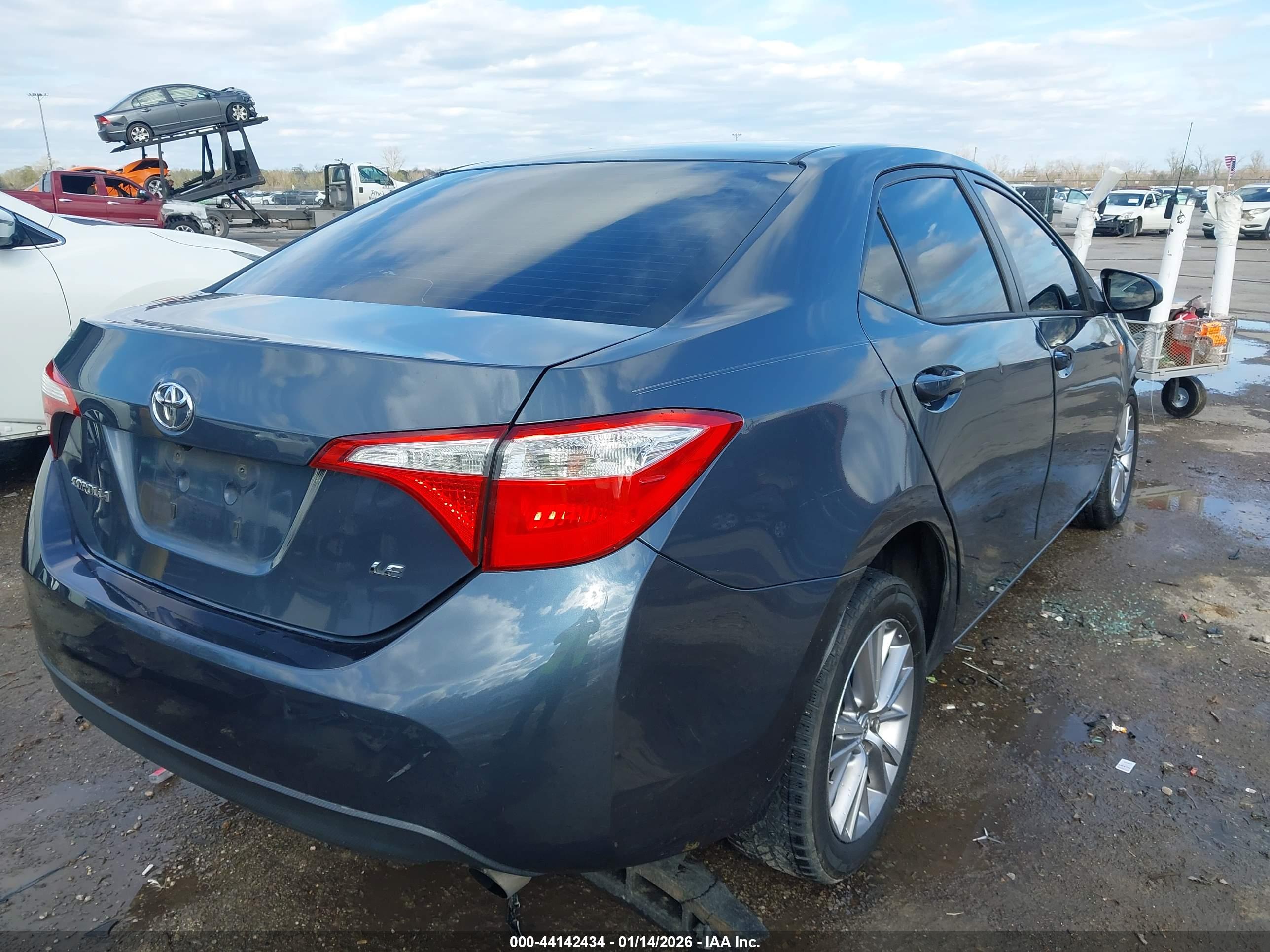 TOYOTA COROLLA image 4