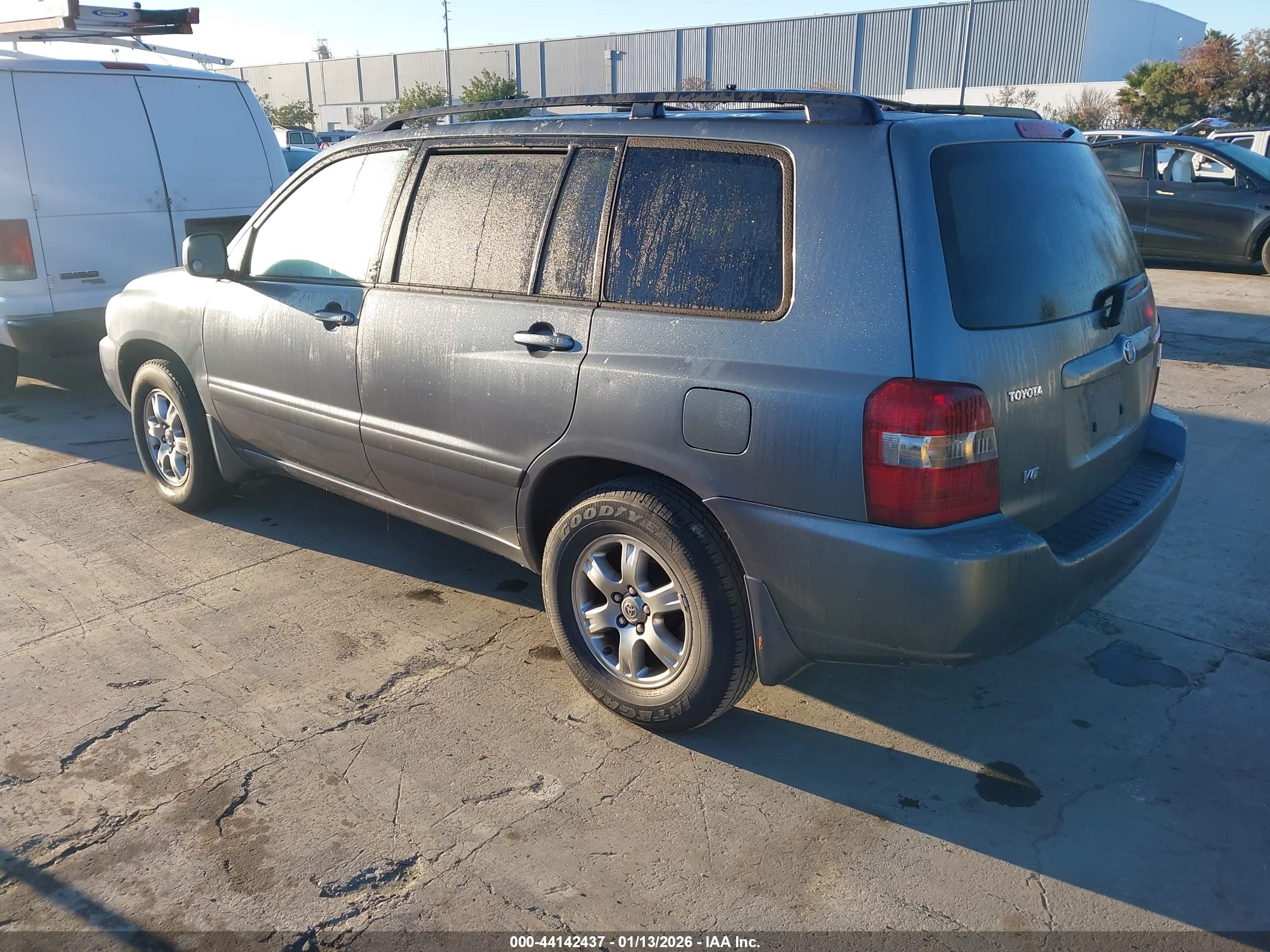 TOYOTA HIGHLANDER image 3