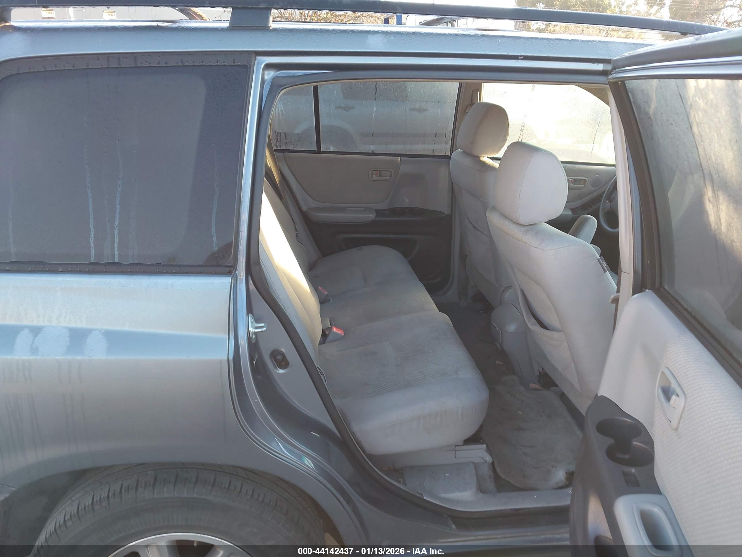 TOYOTA HIGHLANDER image 8