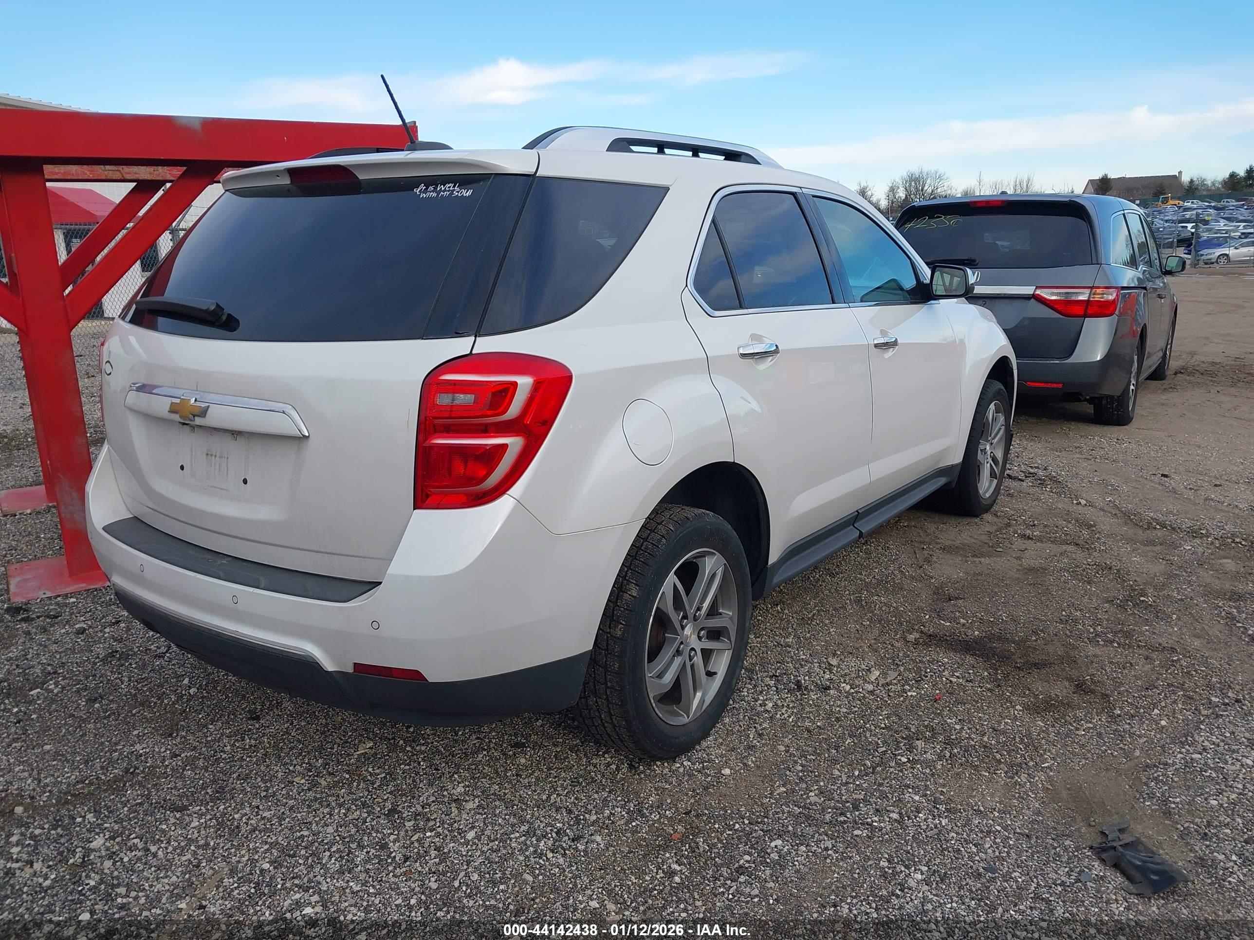 CHEVROLET EQUINOX image 4