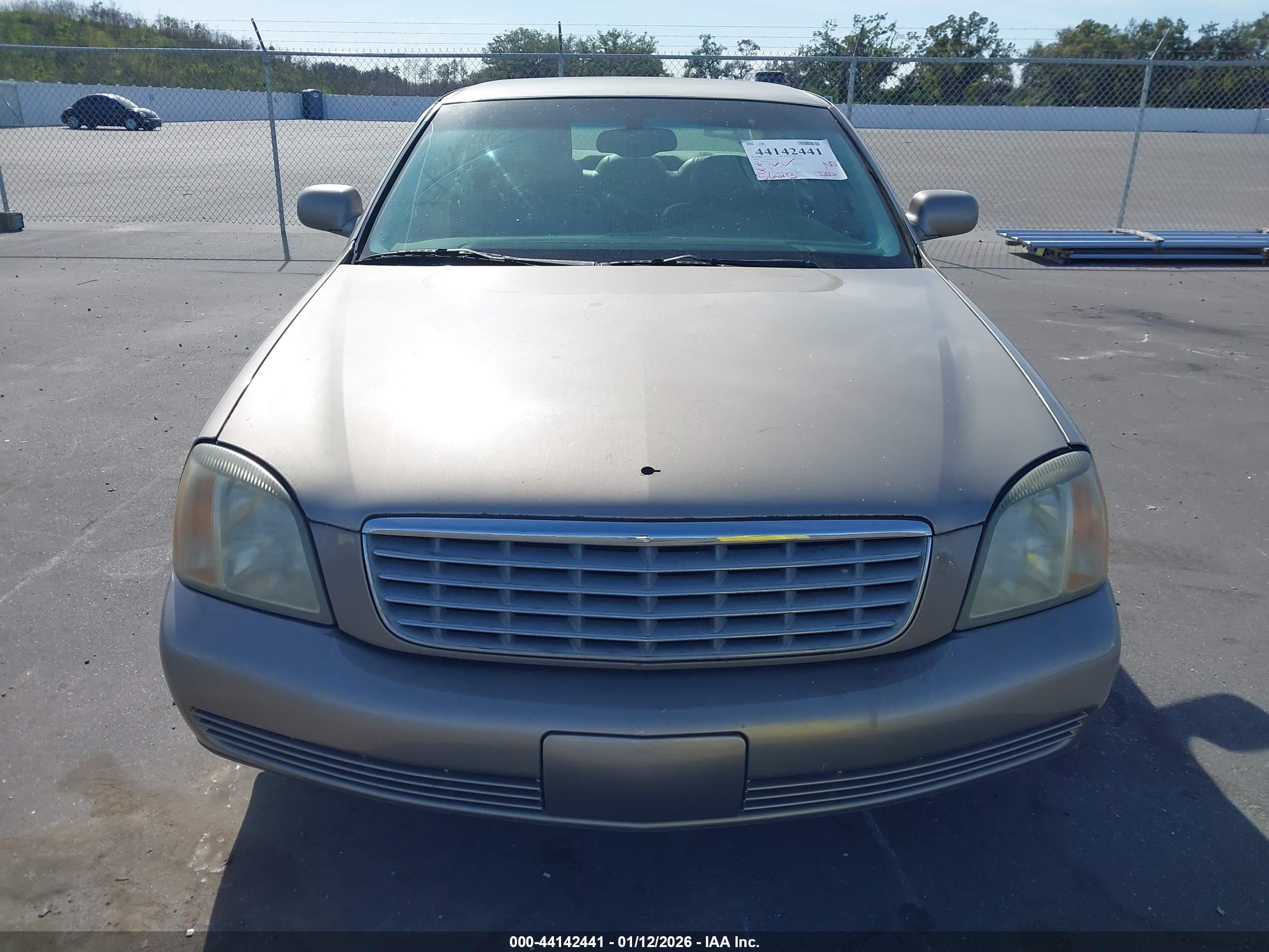CADILLAC DEVILLE image 6