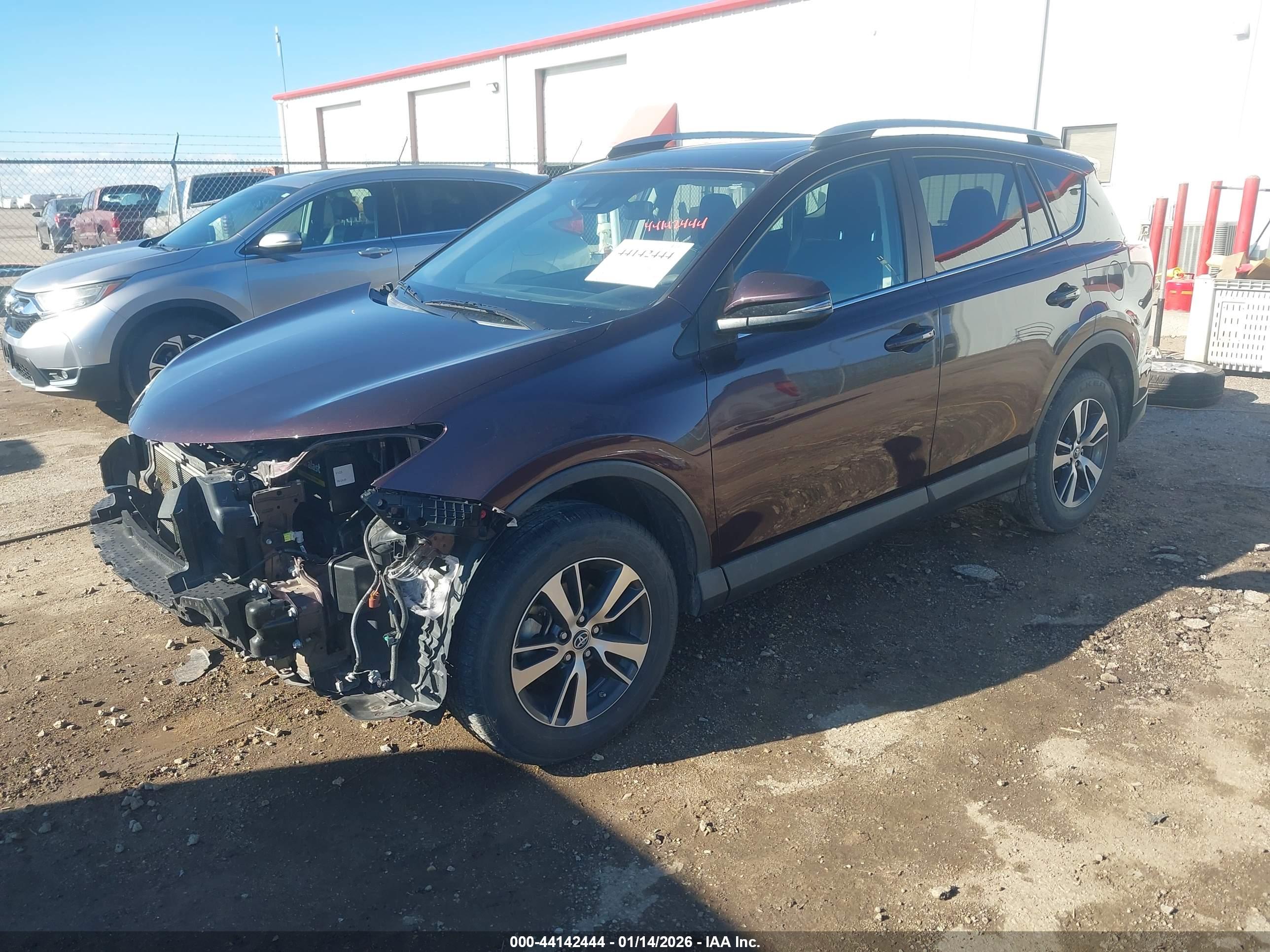 TOYOTA RAV4 image 2