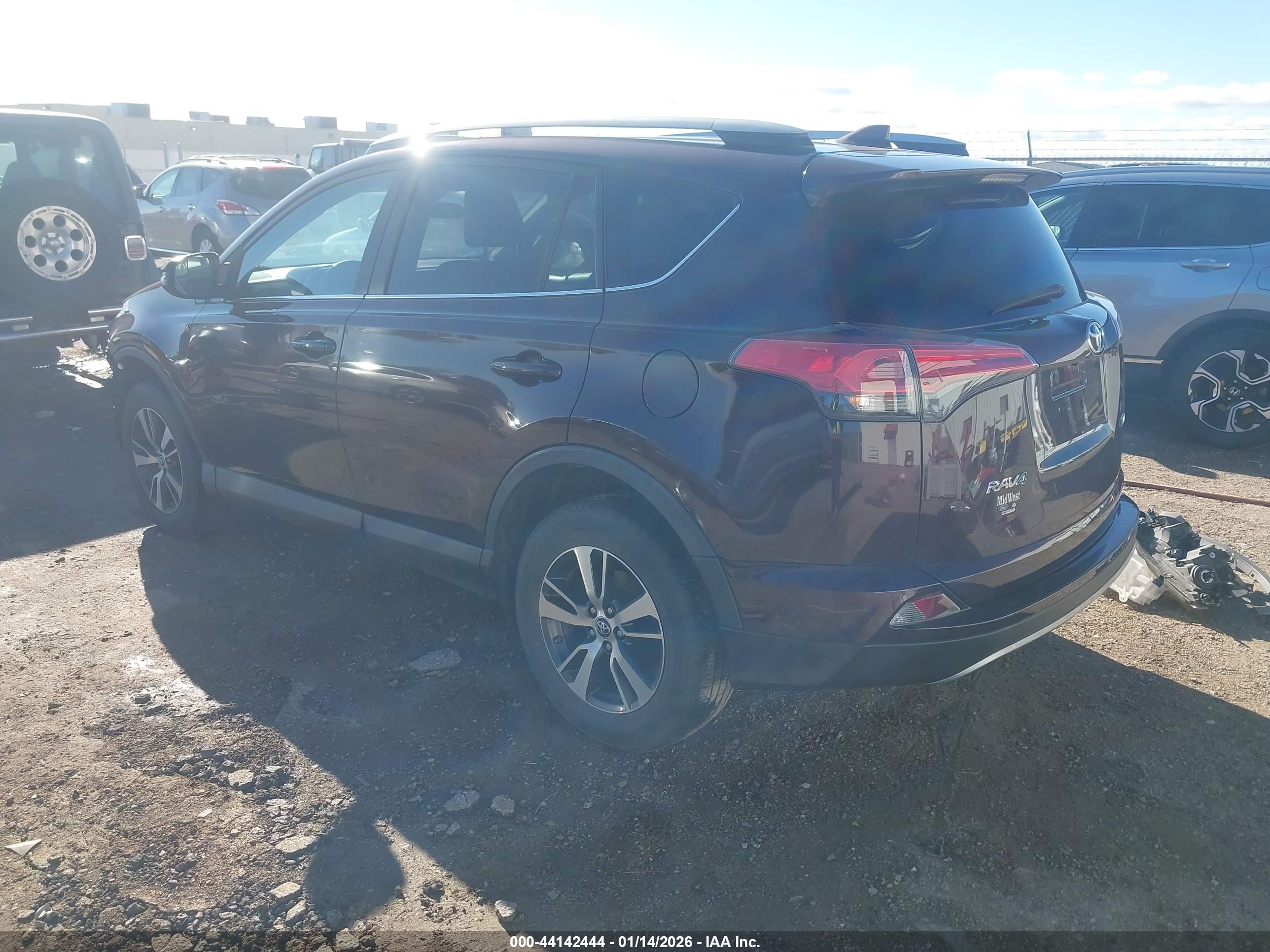 TOYOTA RAV4 image 3