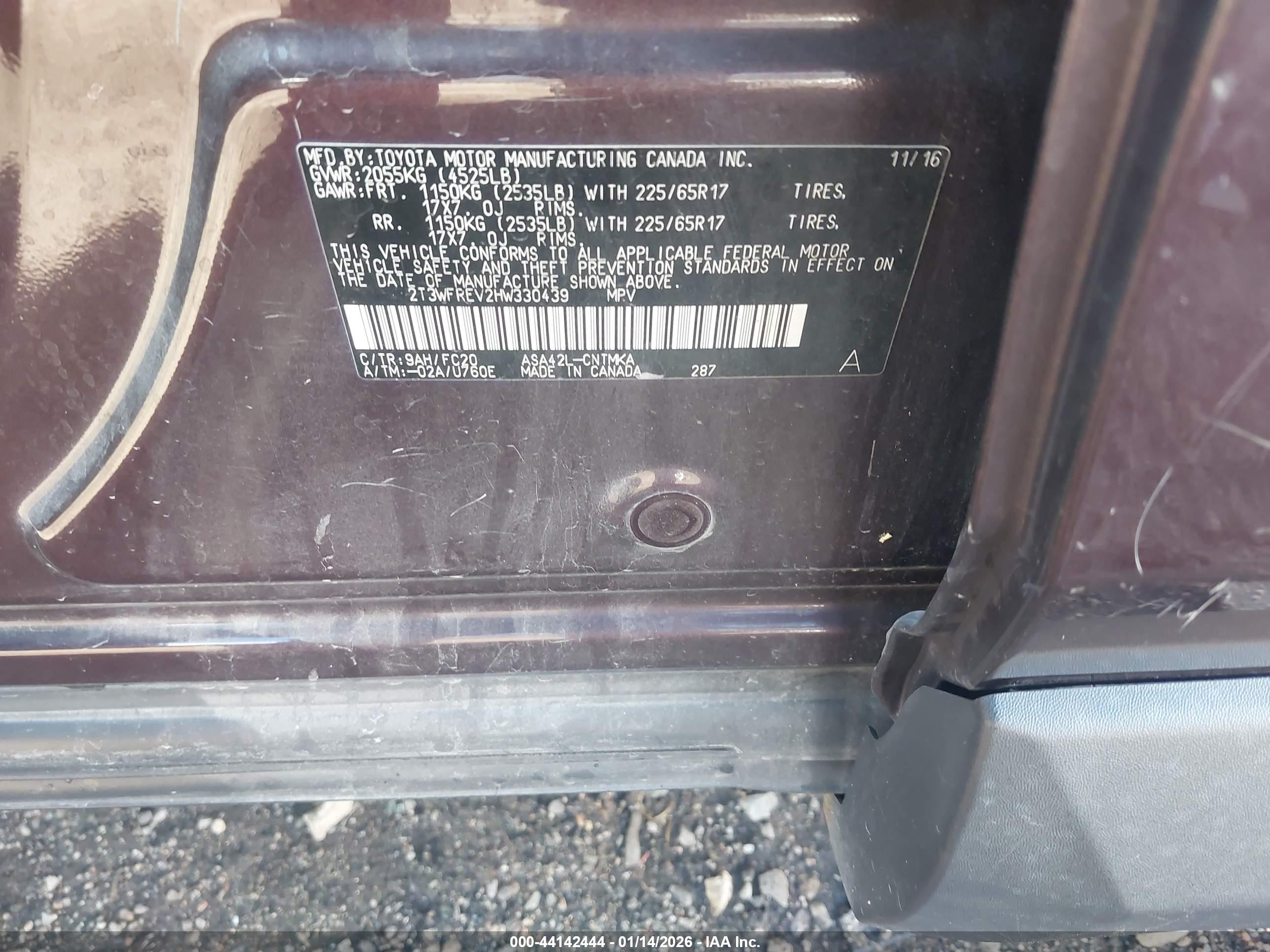 TOYOTA RAV4 image 9