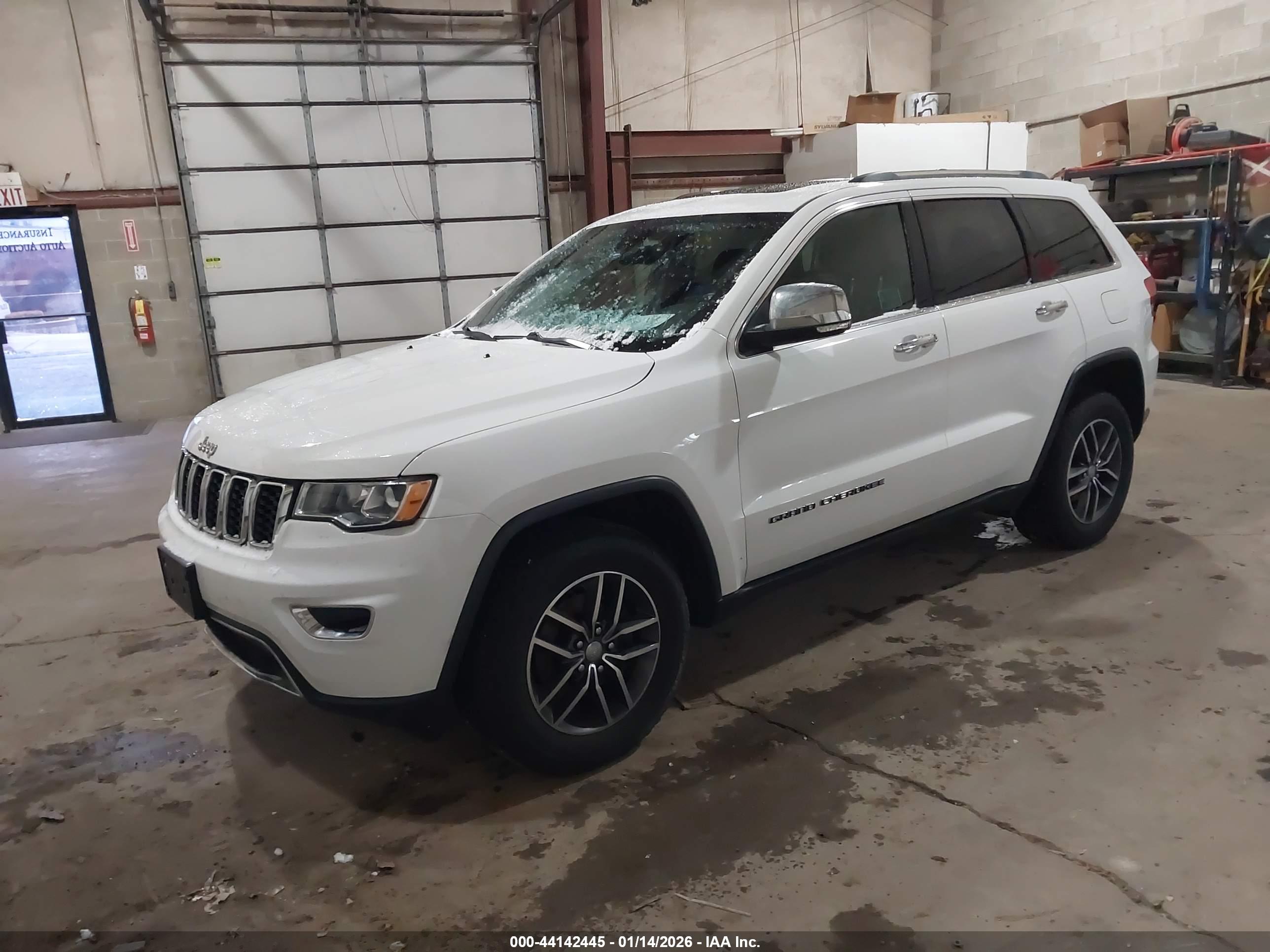JEEP GRAND image 2