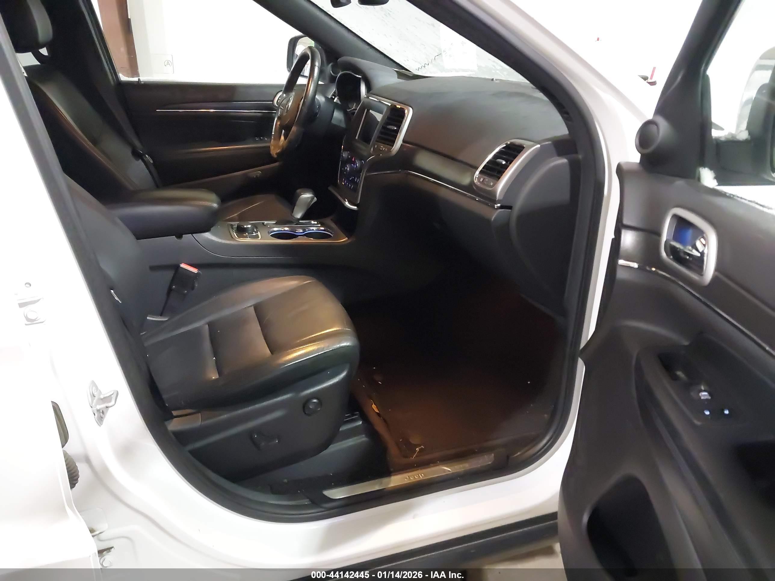 JEEP GRAND image 5