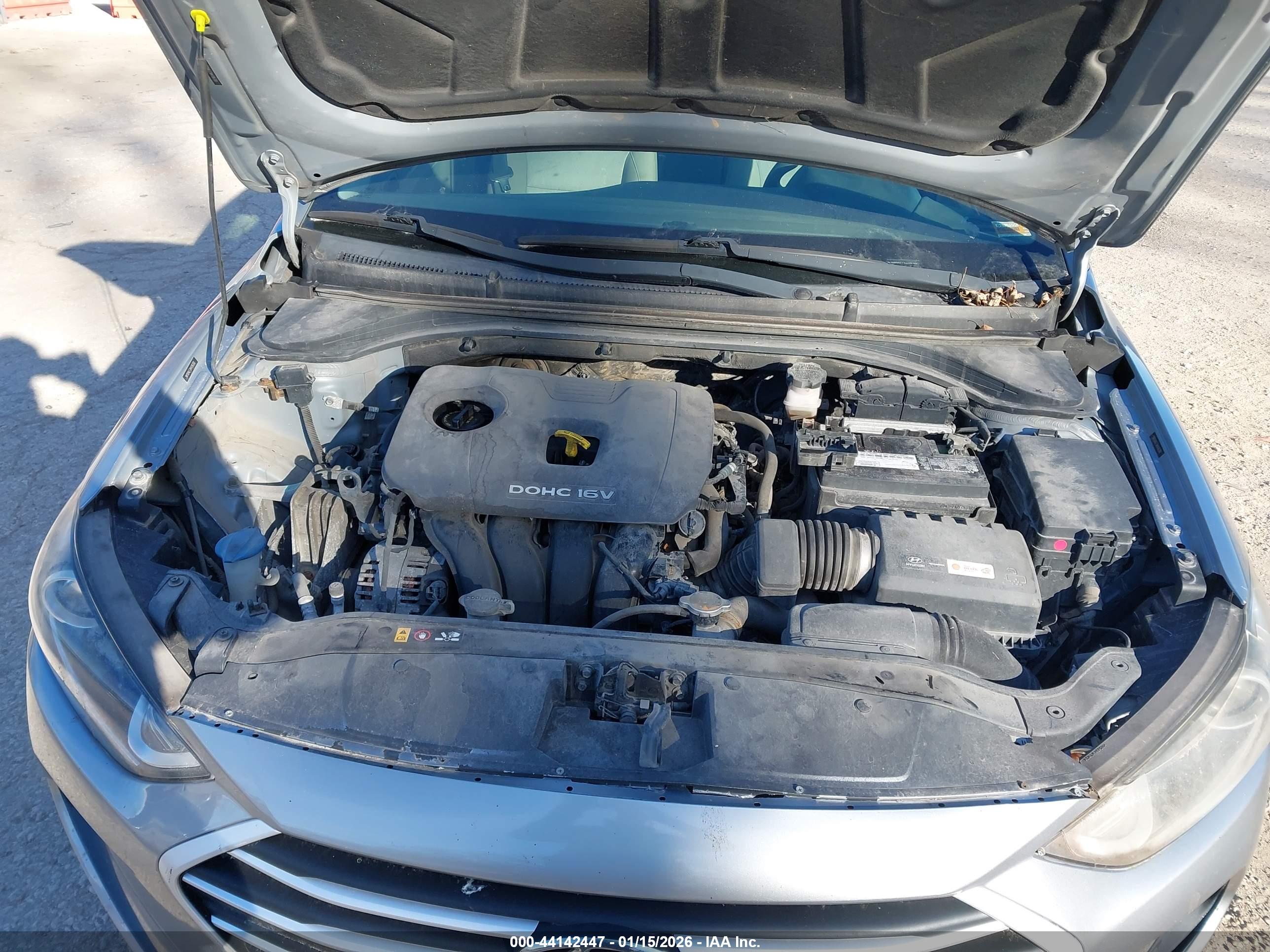 HYUNDAI ELANTRA image 10