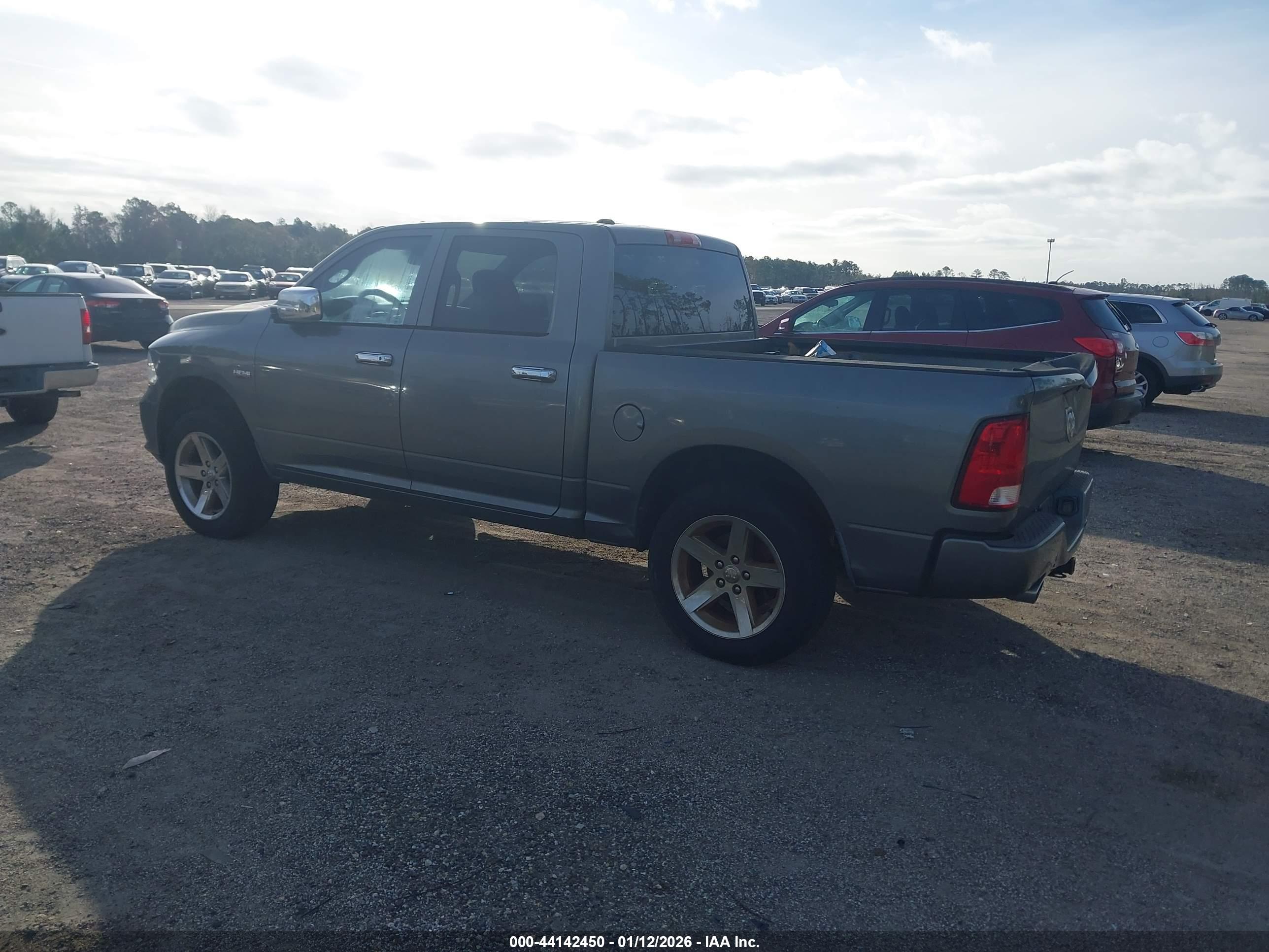 RAM 1500 image 3