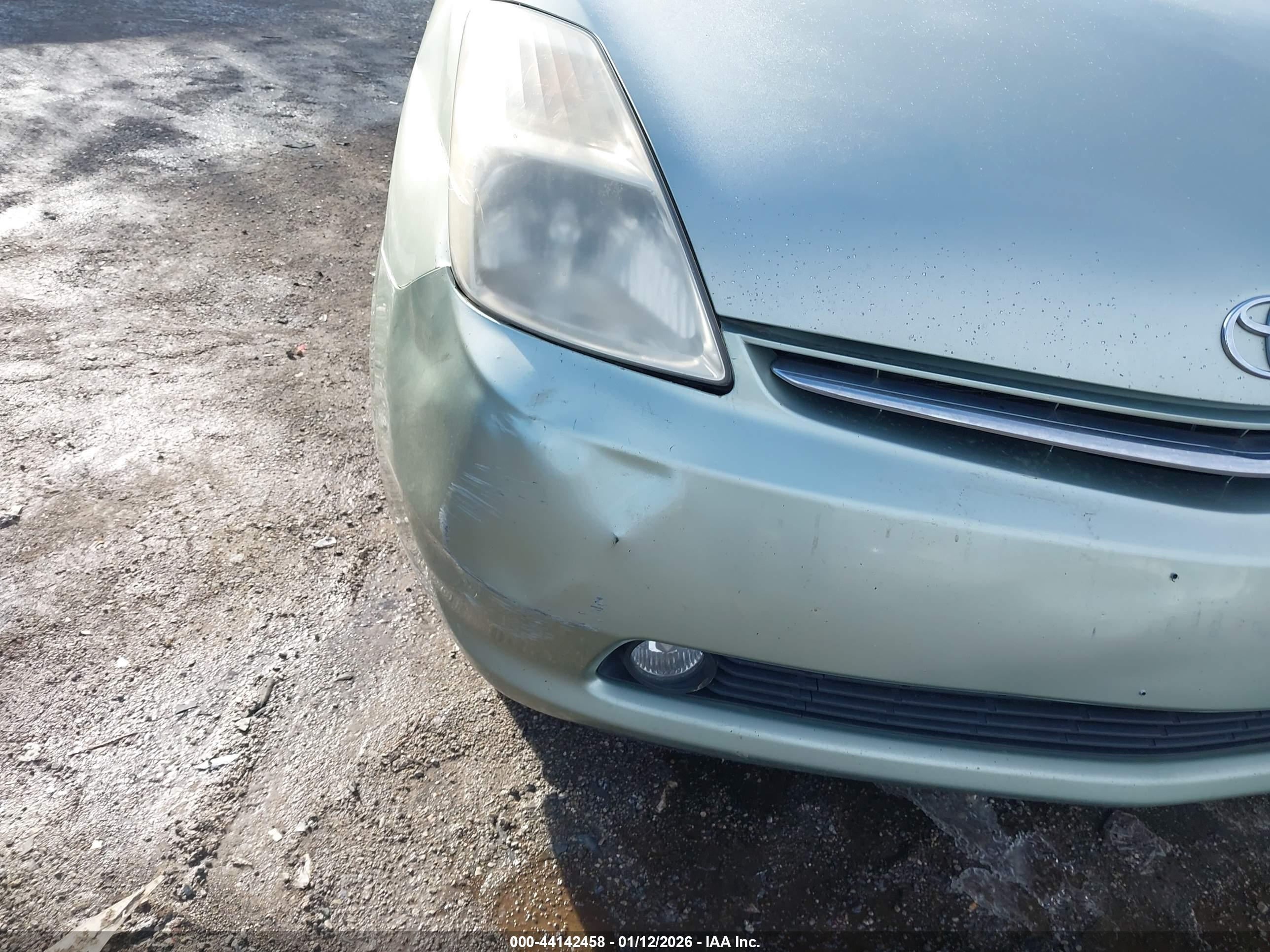 TOYOTA PRIUS image 6