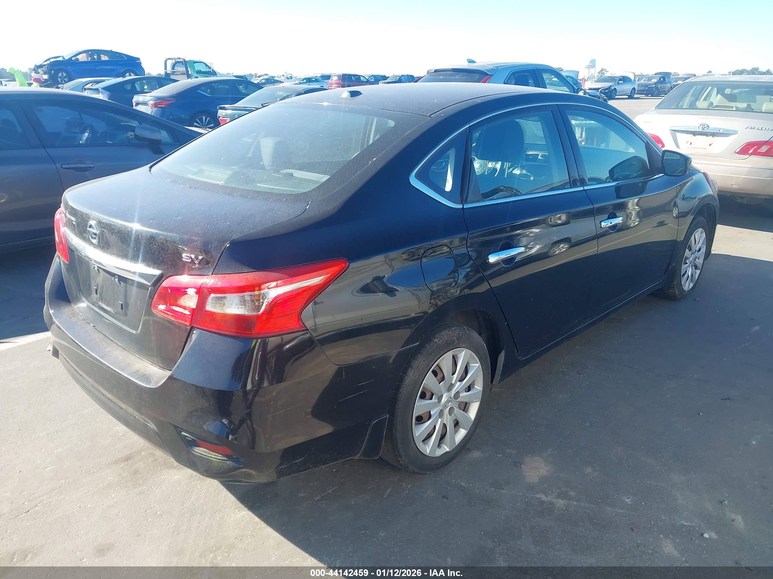 NISSAN SENTRA image 4