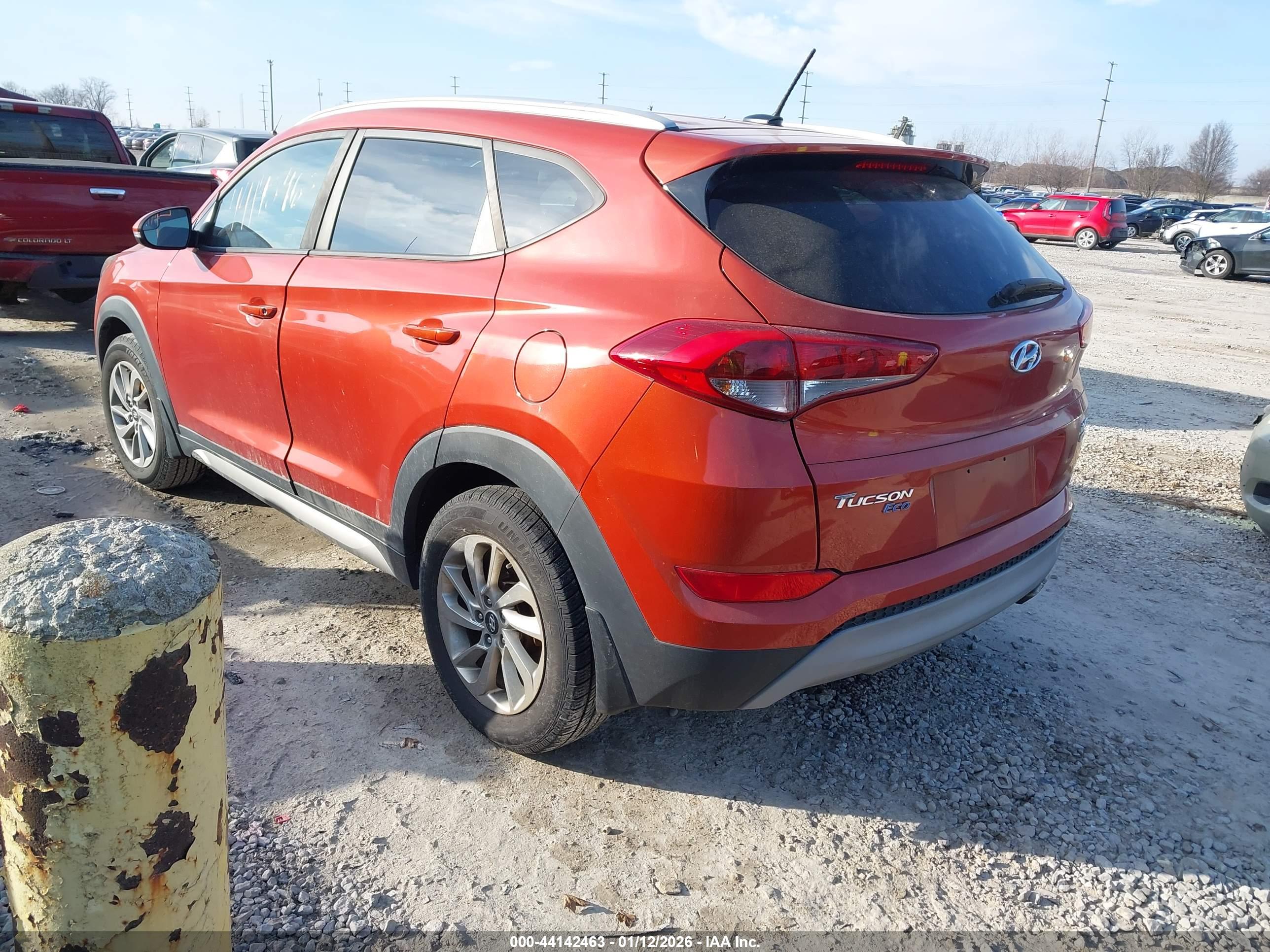 HYUNDAI TUCSON image 3
