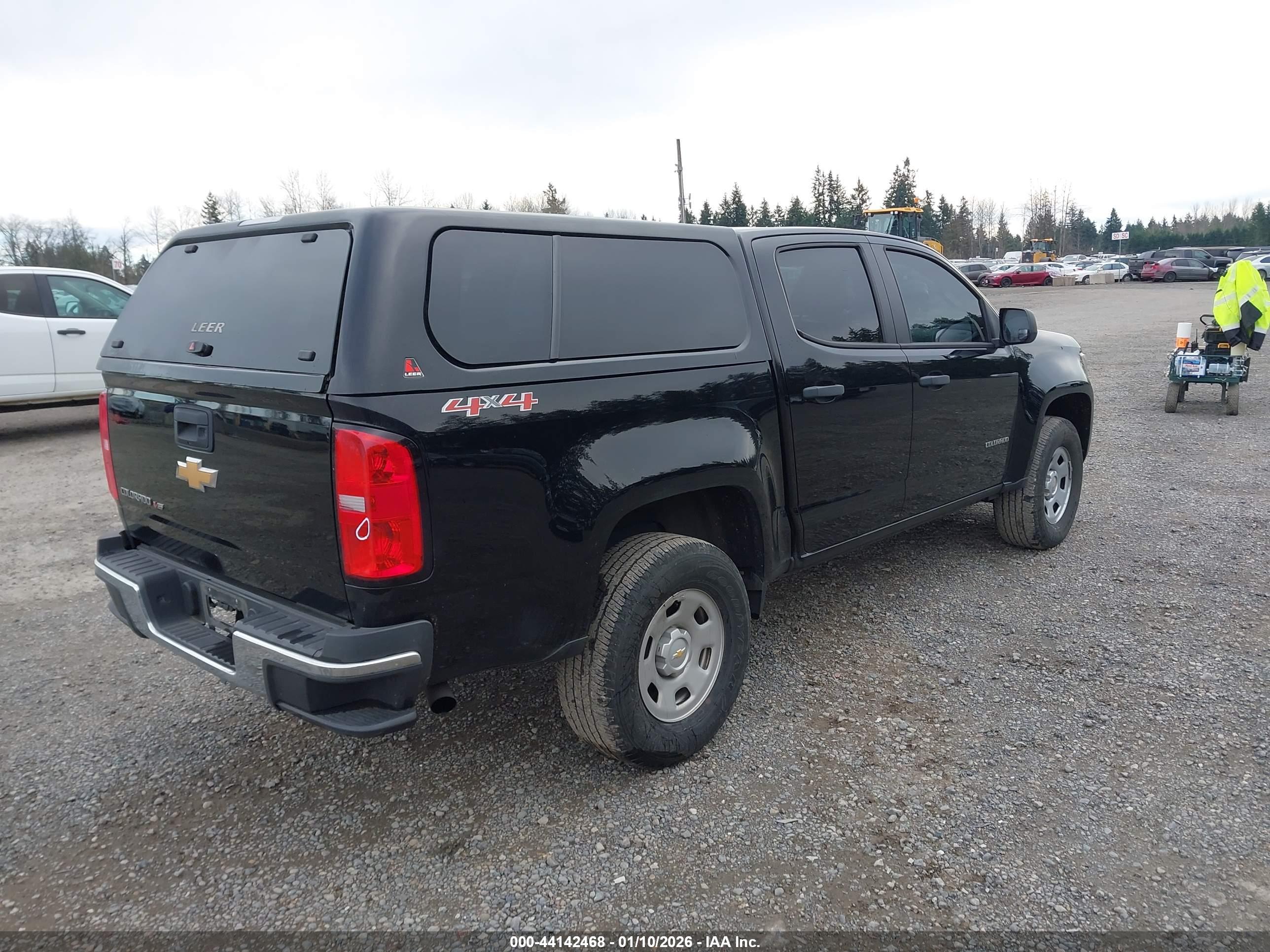 CHEVROLET COLORADO image 4