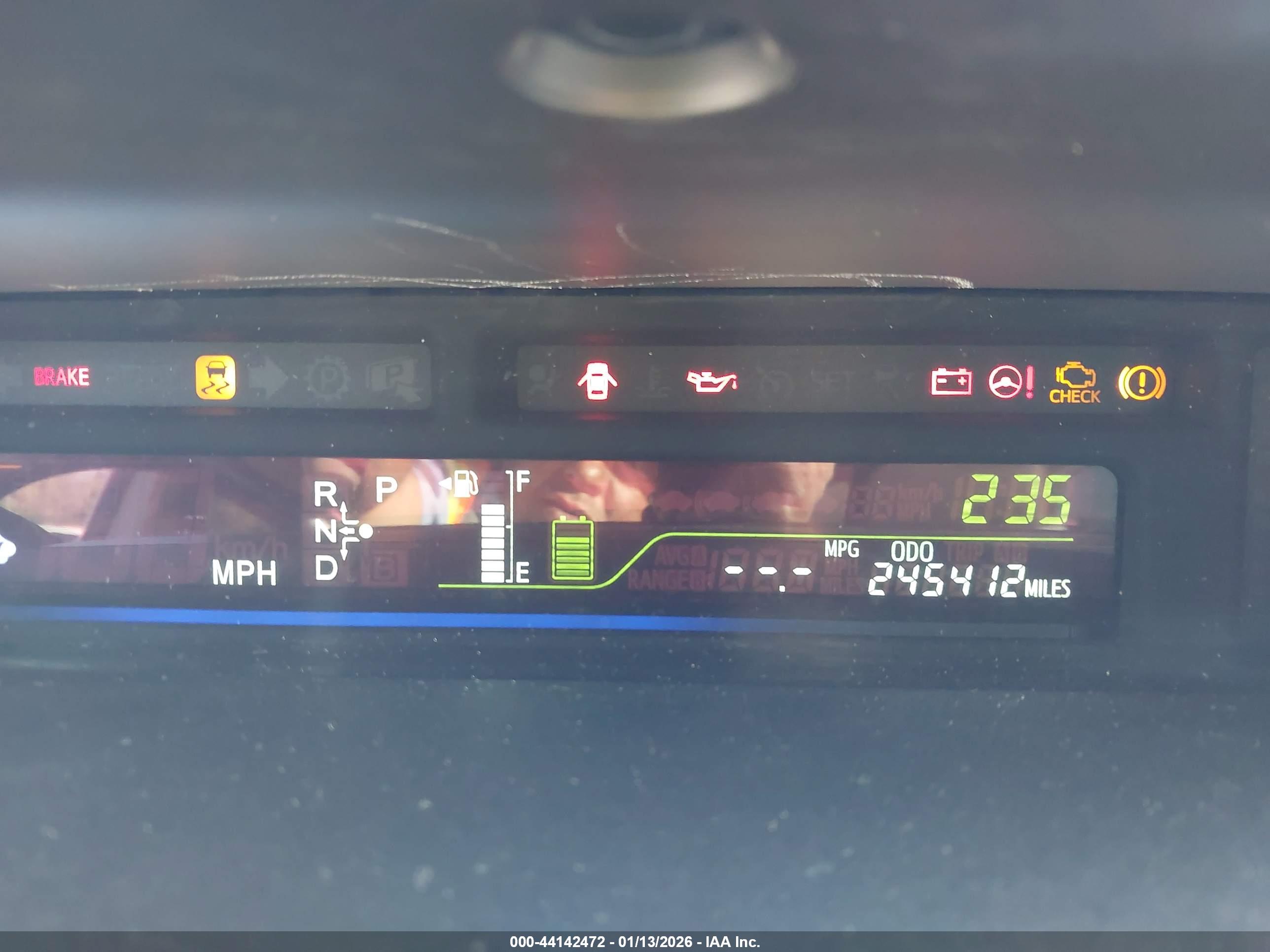 TOYOTA PRIUS image 7