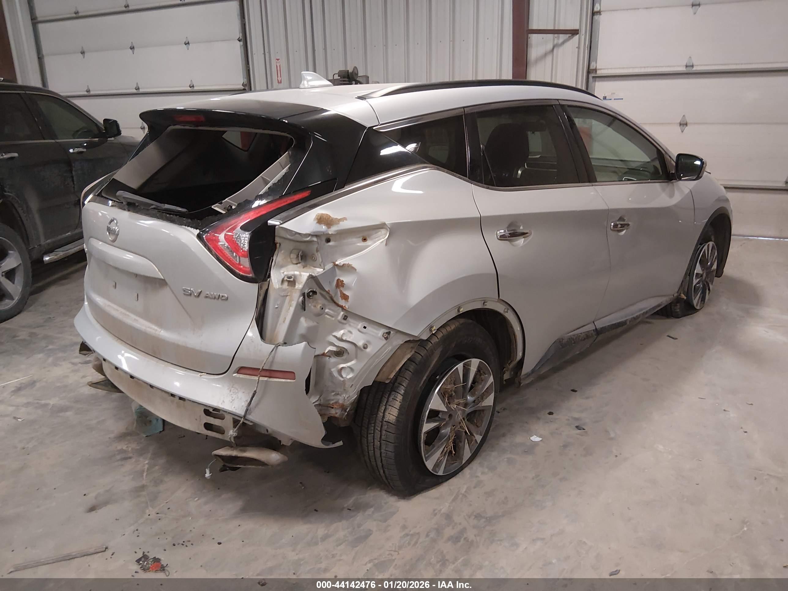 NISSAN MURANO image 4