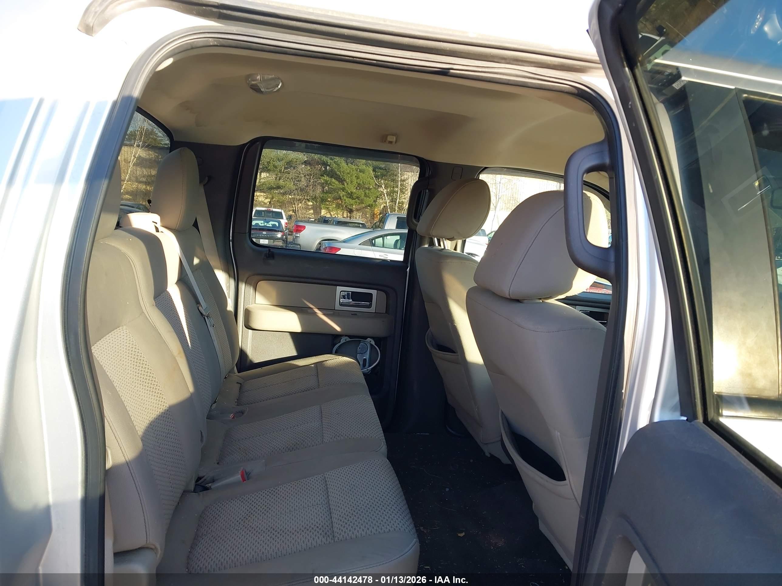 FORD F-150 image 8