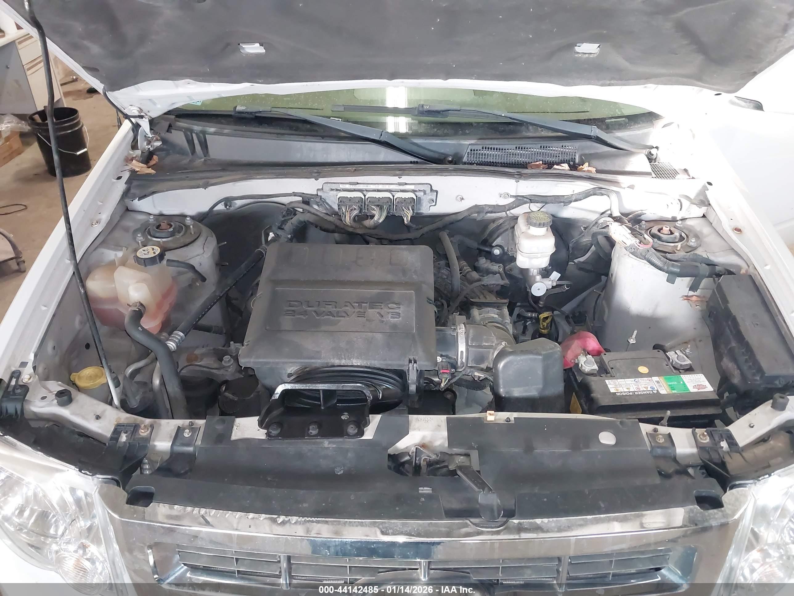 FORD ESCAPE image 10
