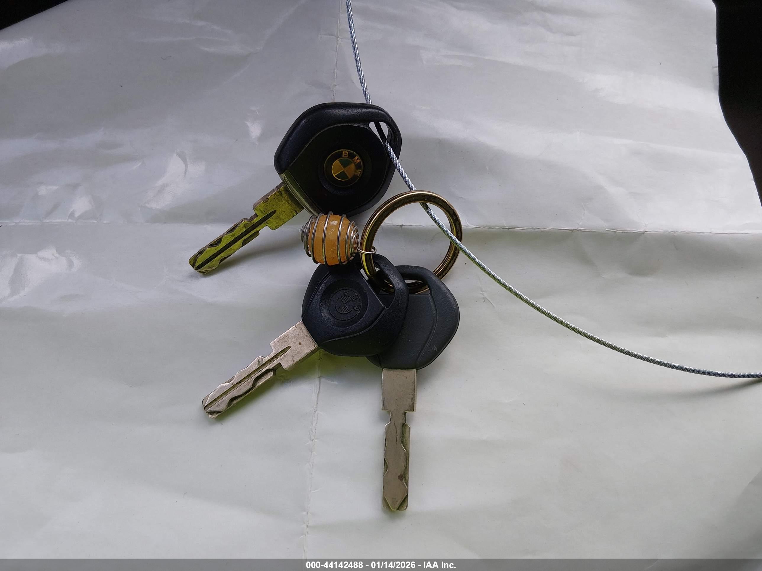 BMW 328IC image 11