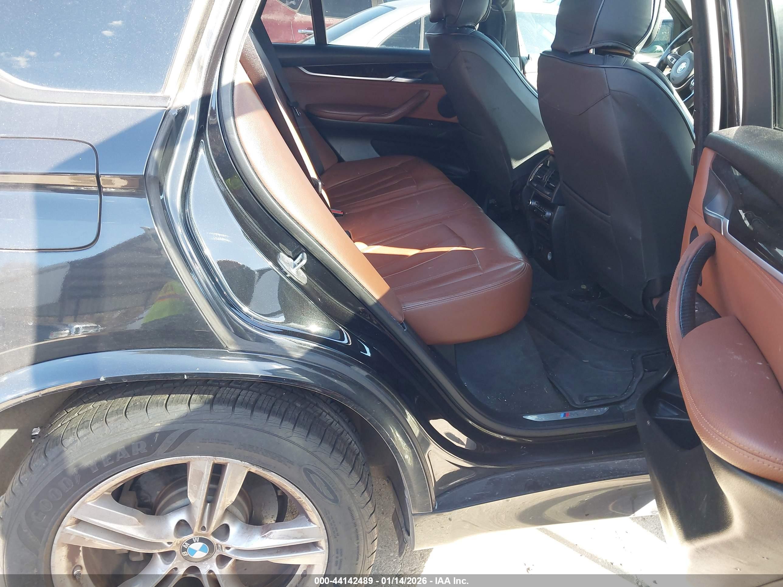 BMW X5 image 8
