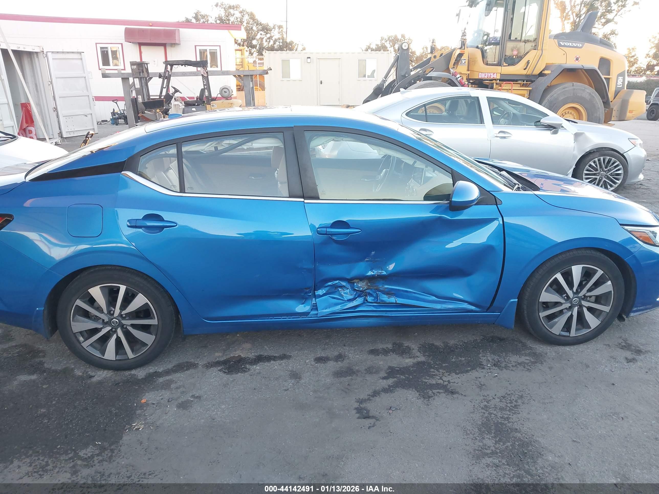 NISSAN SENTRA image 6