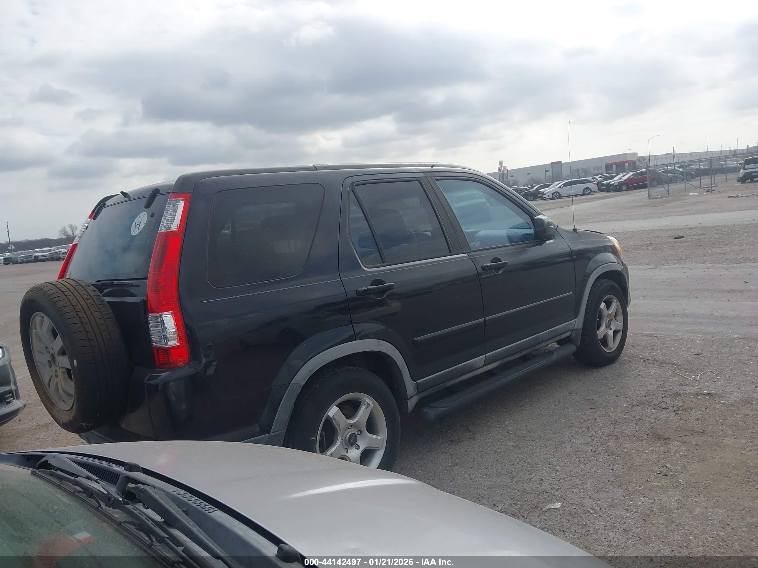 HONDA CR-V image 4