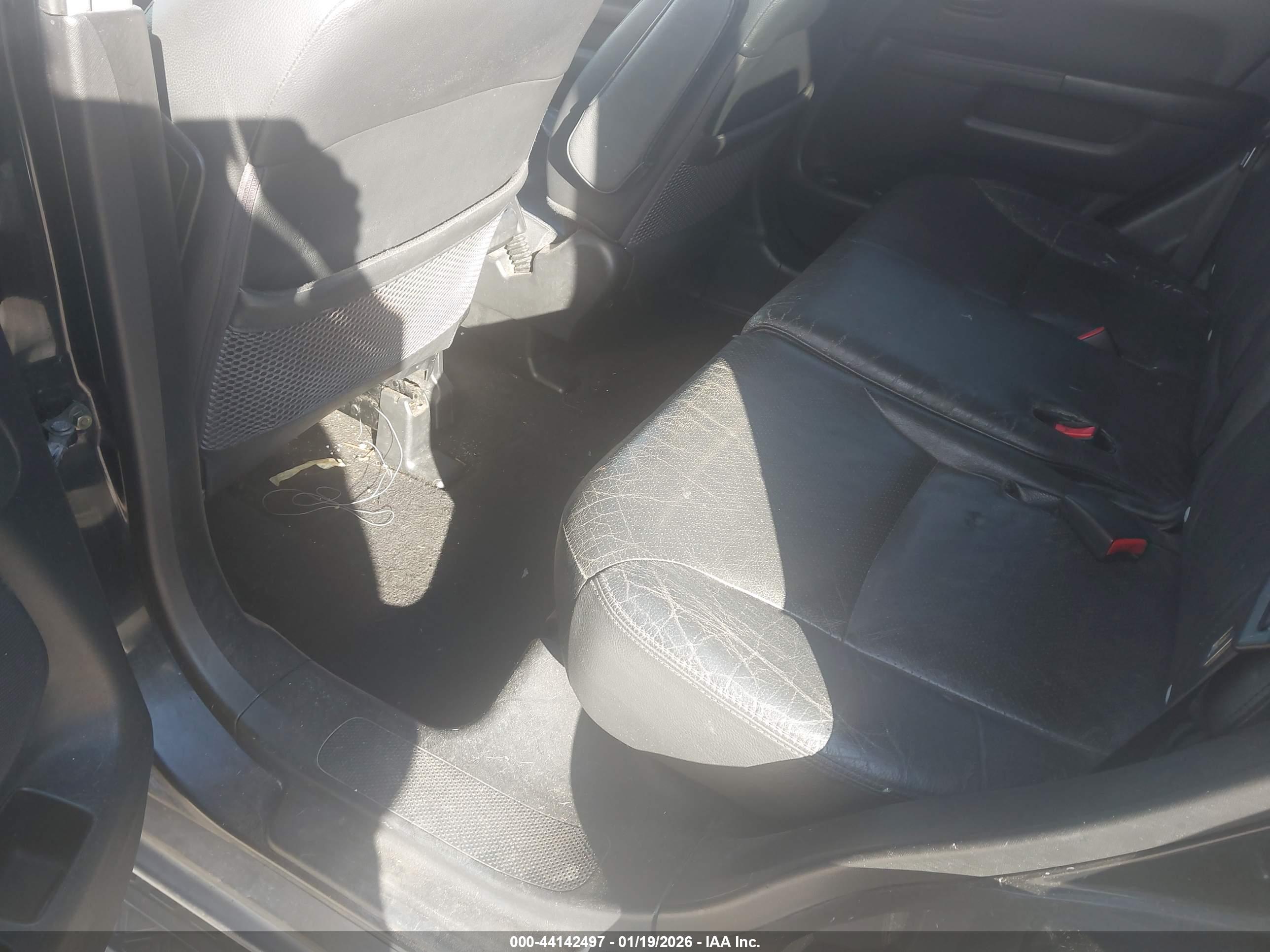 HONDA CR-V image 8