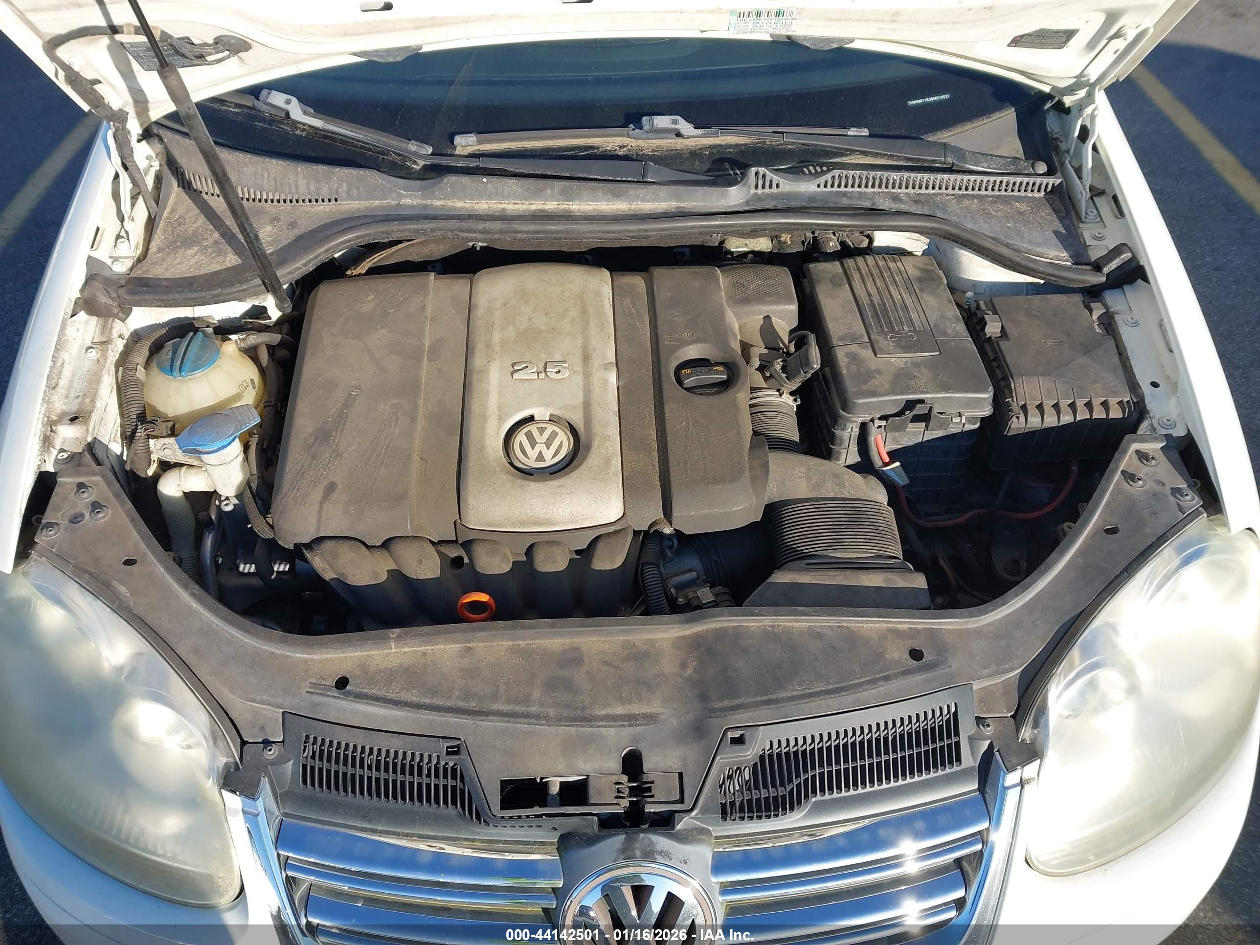 VOLKSWAGEN JETTA image 10