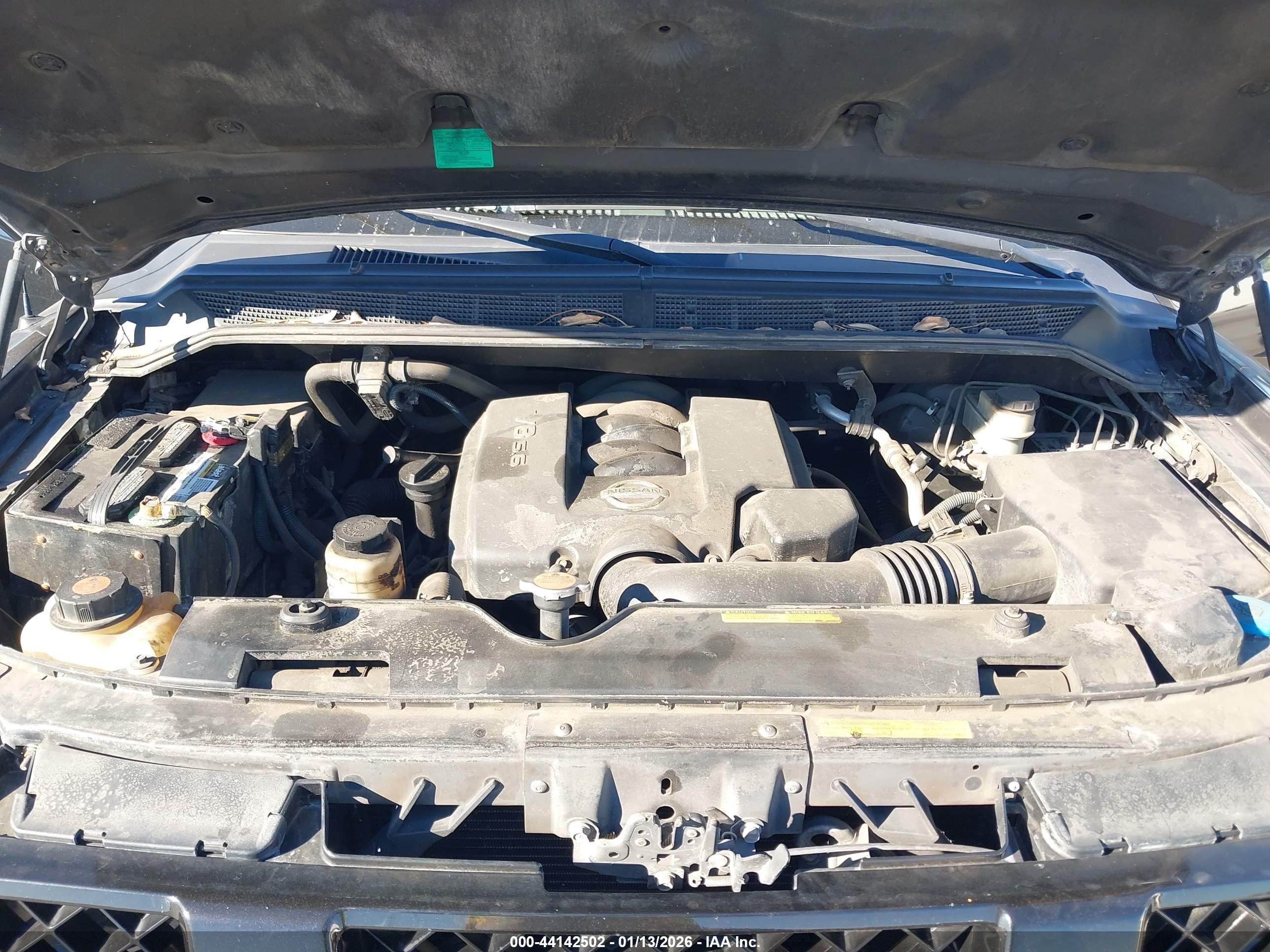 NISSAN TITAN image 10