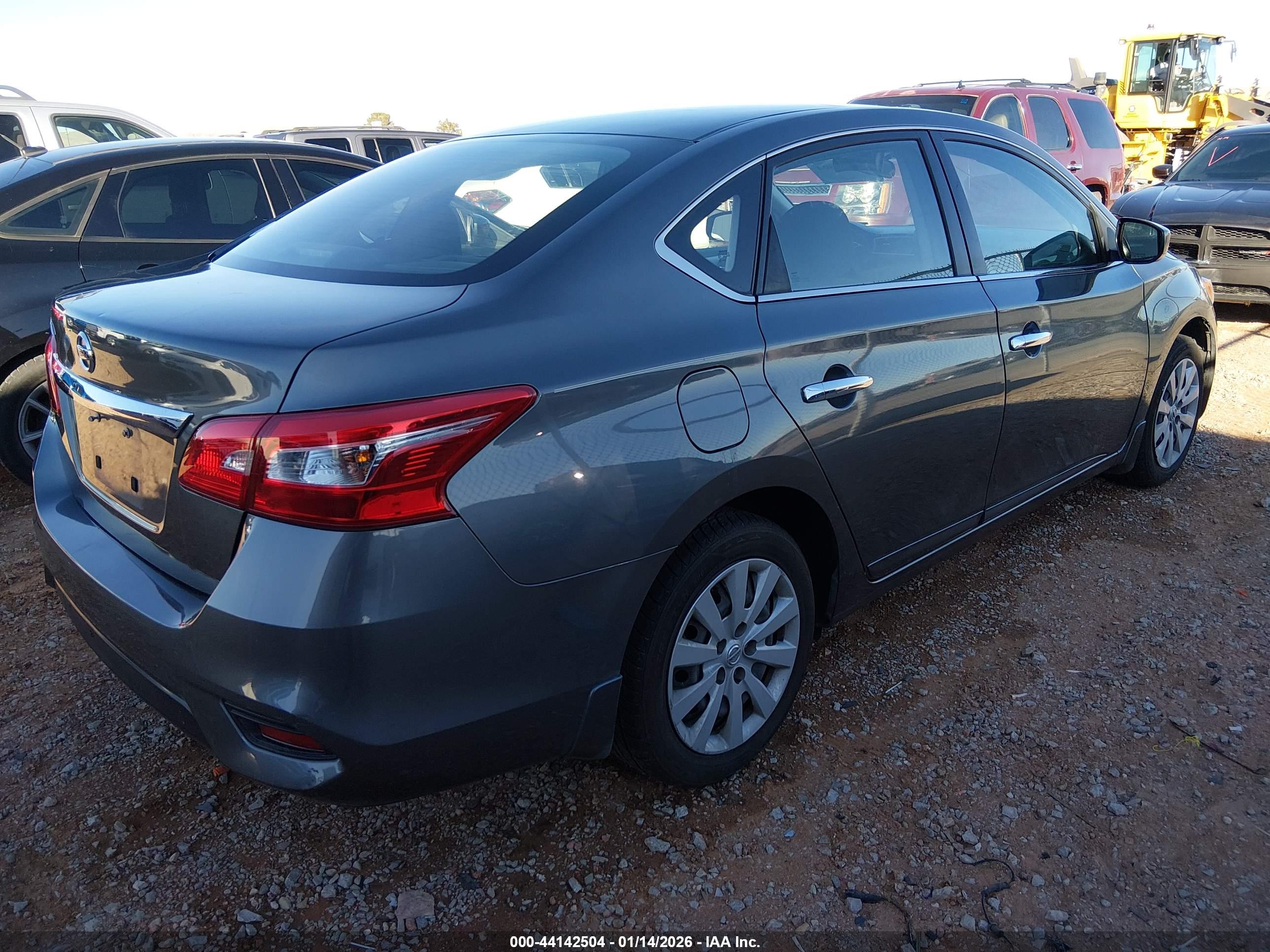 NISSAN SENTRA image 4