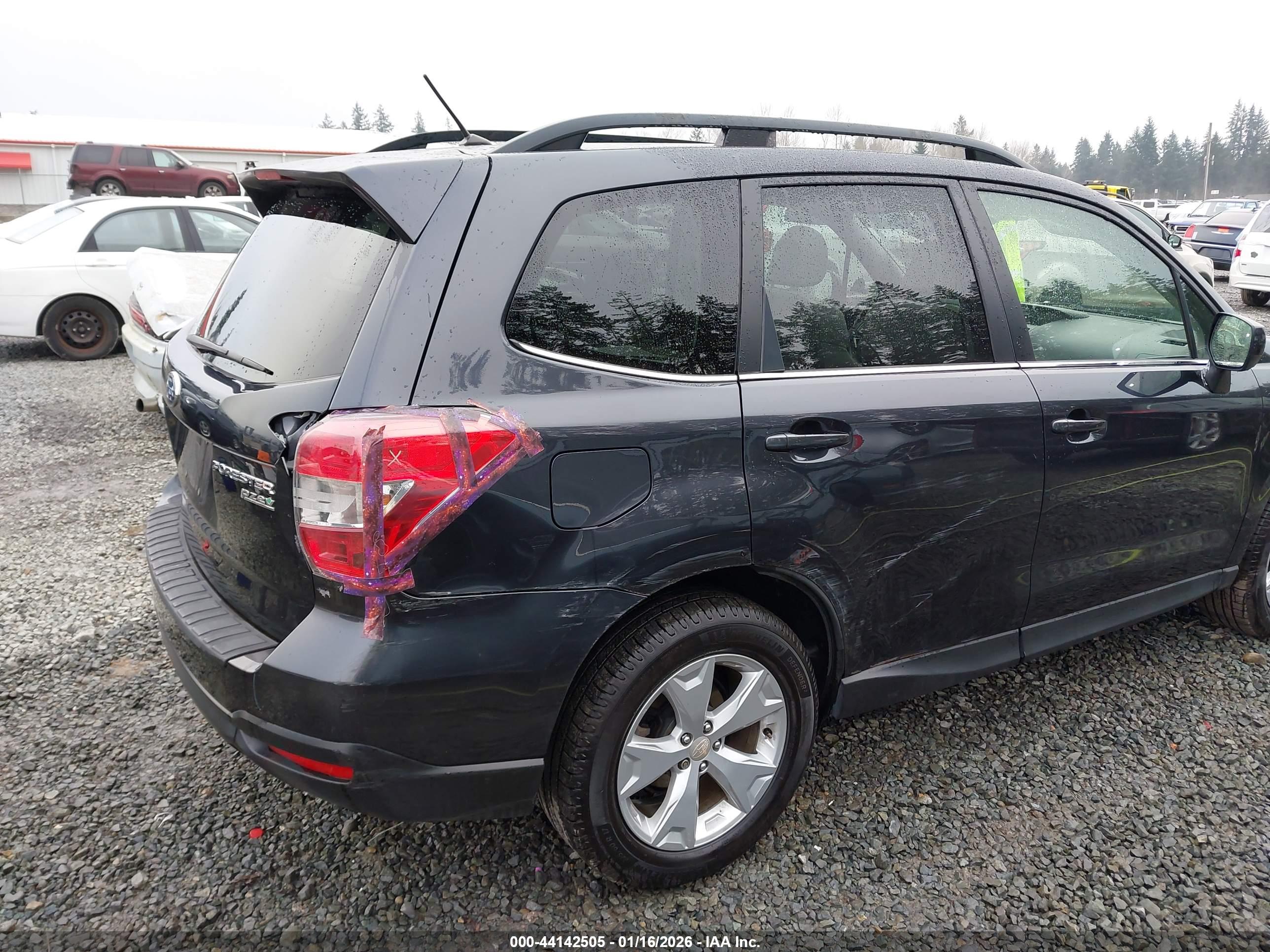 SUBARU FORESTER image 6