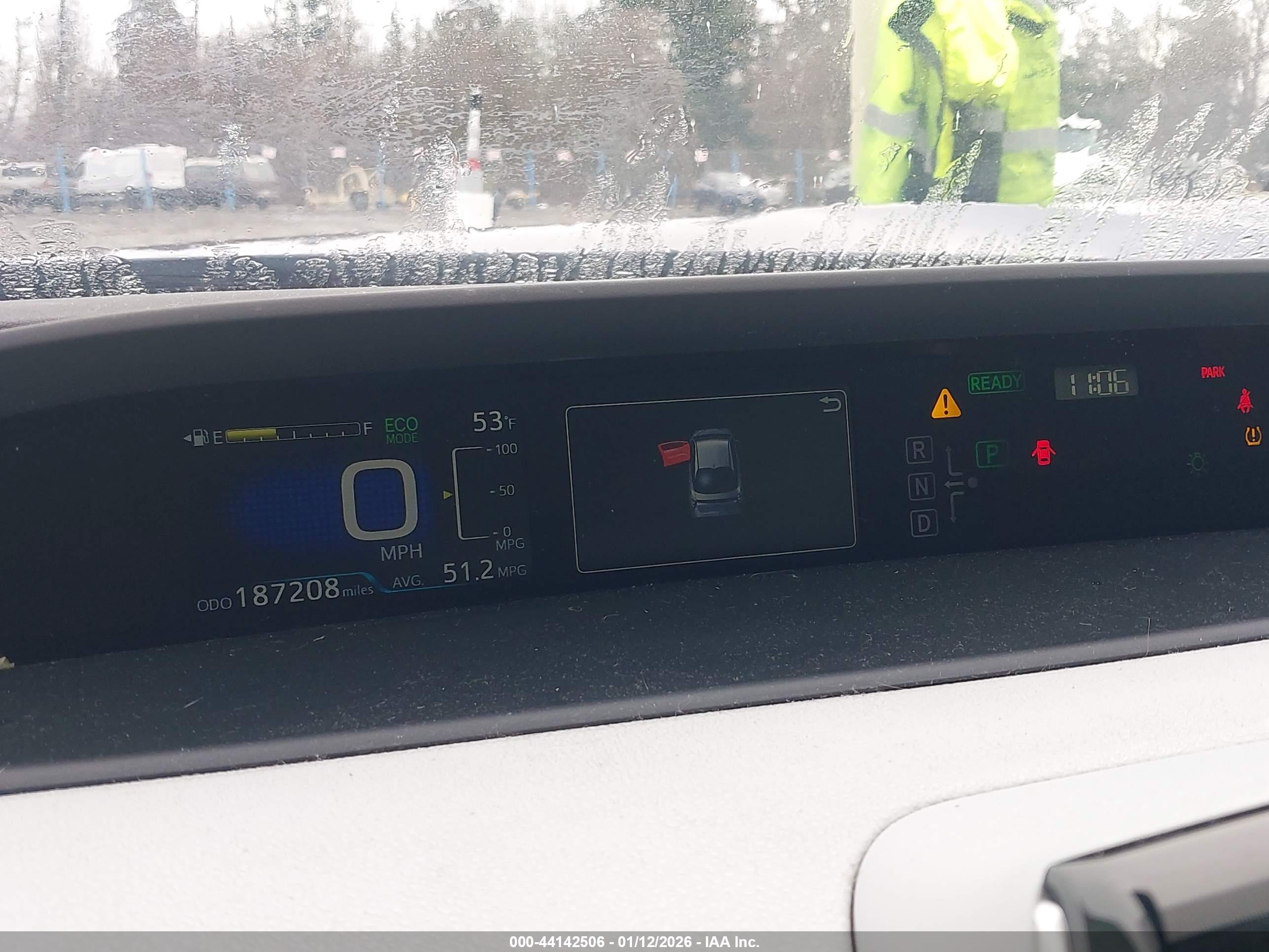 TOYOTA PRIUS image 7