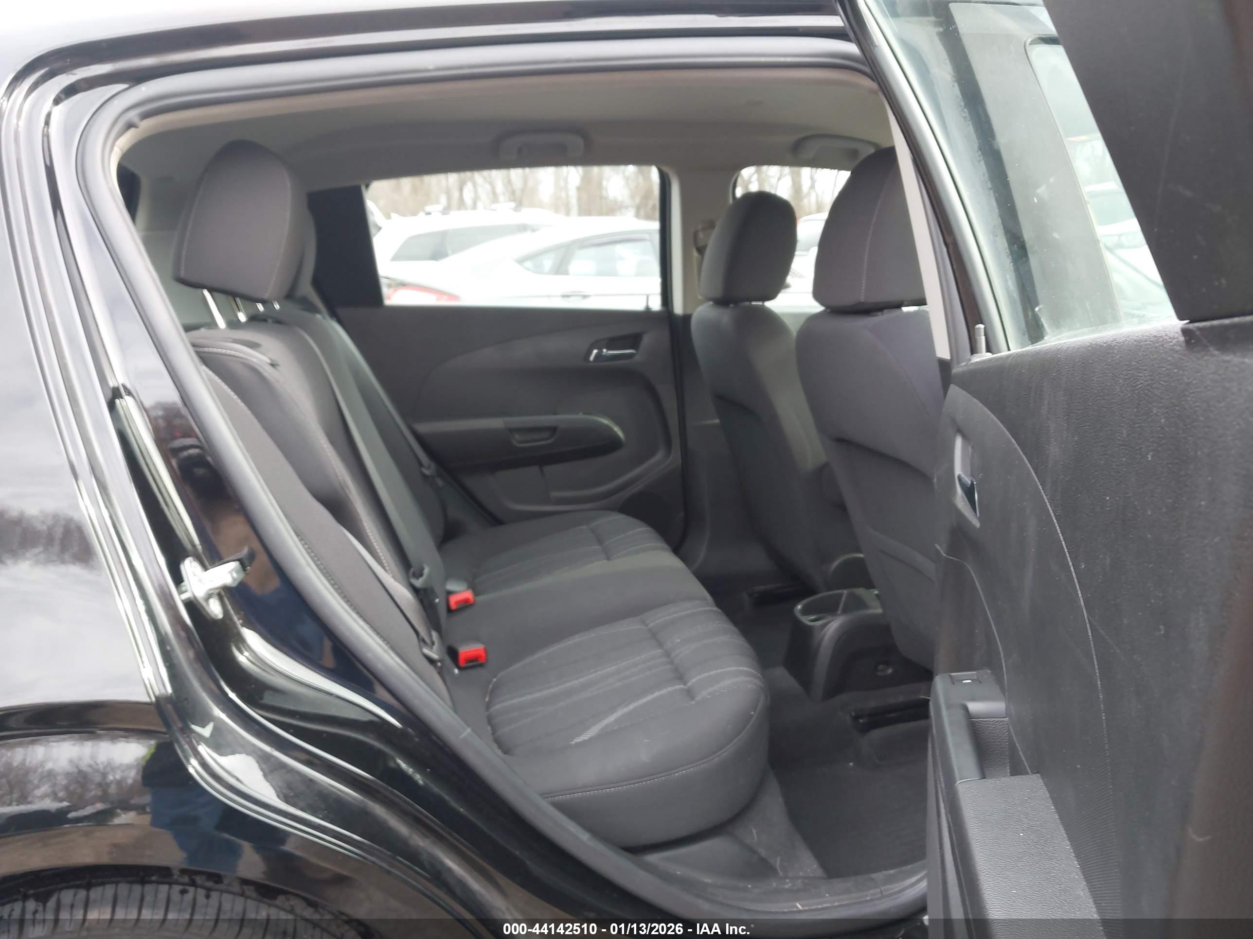 CHEVROLET SONIC image 8