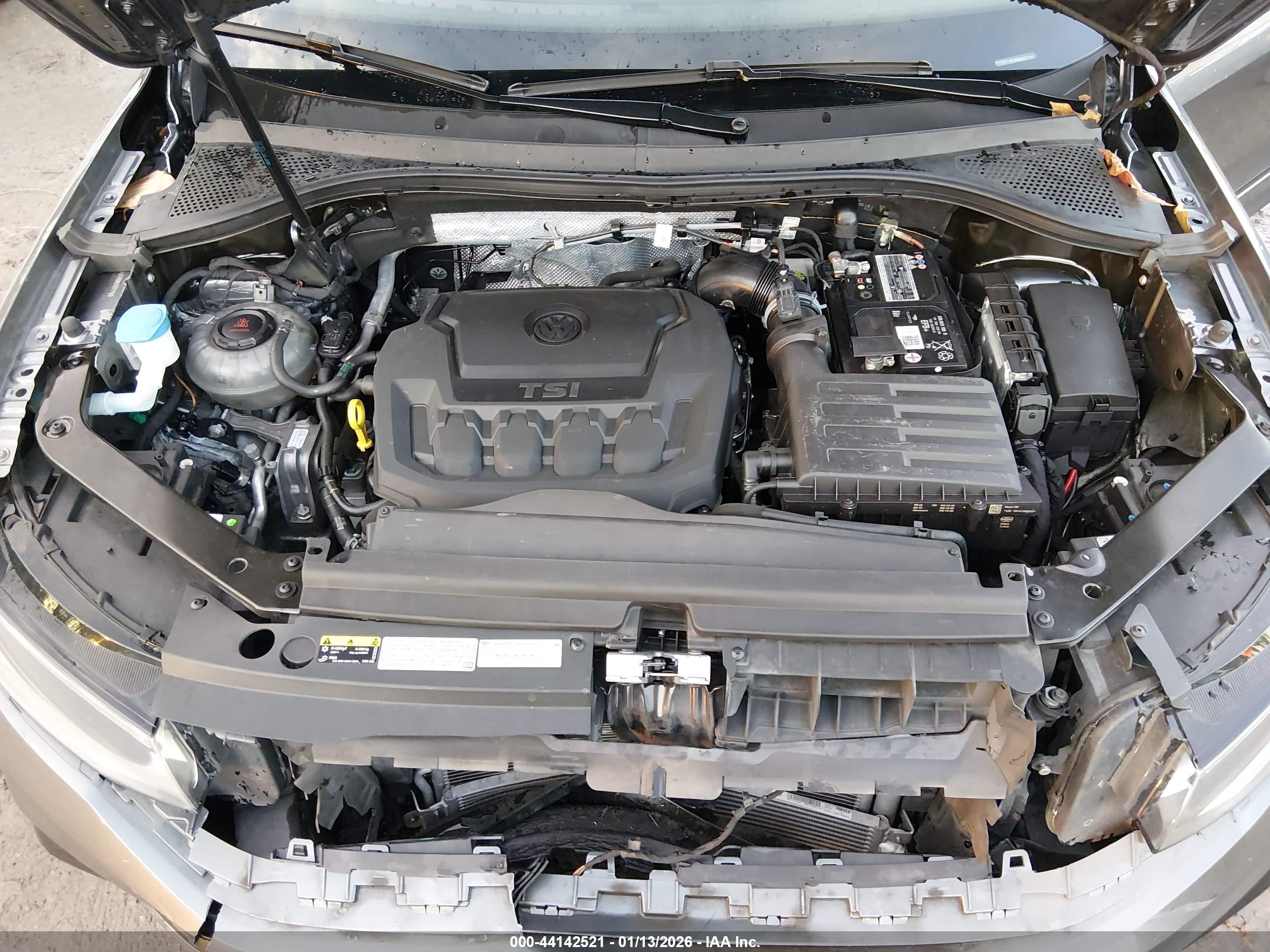 VOLKSWAGEN TIGUAN image 10