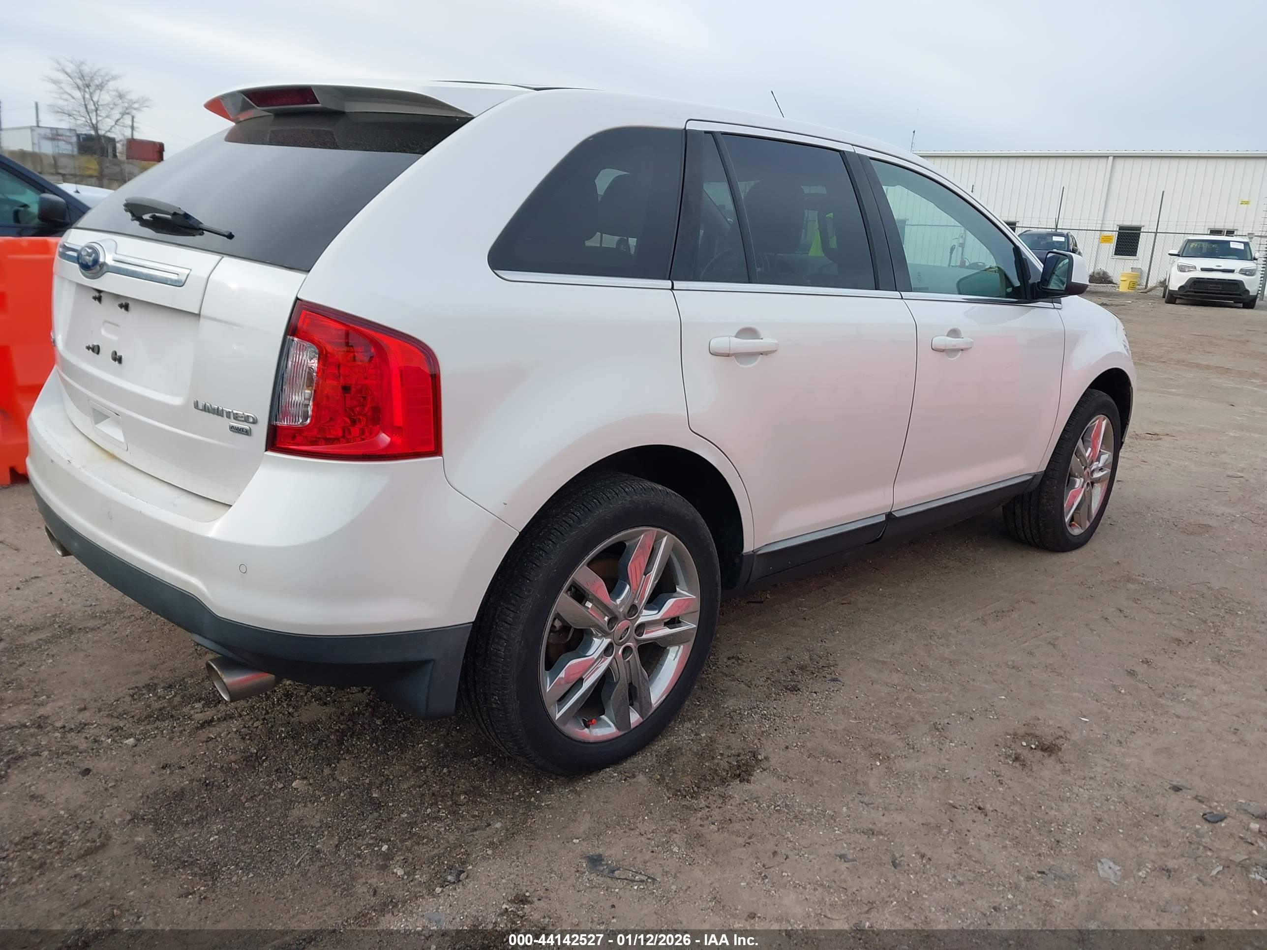 FORD EDGE image 4