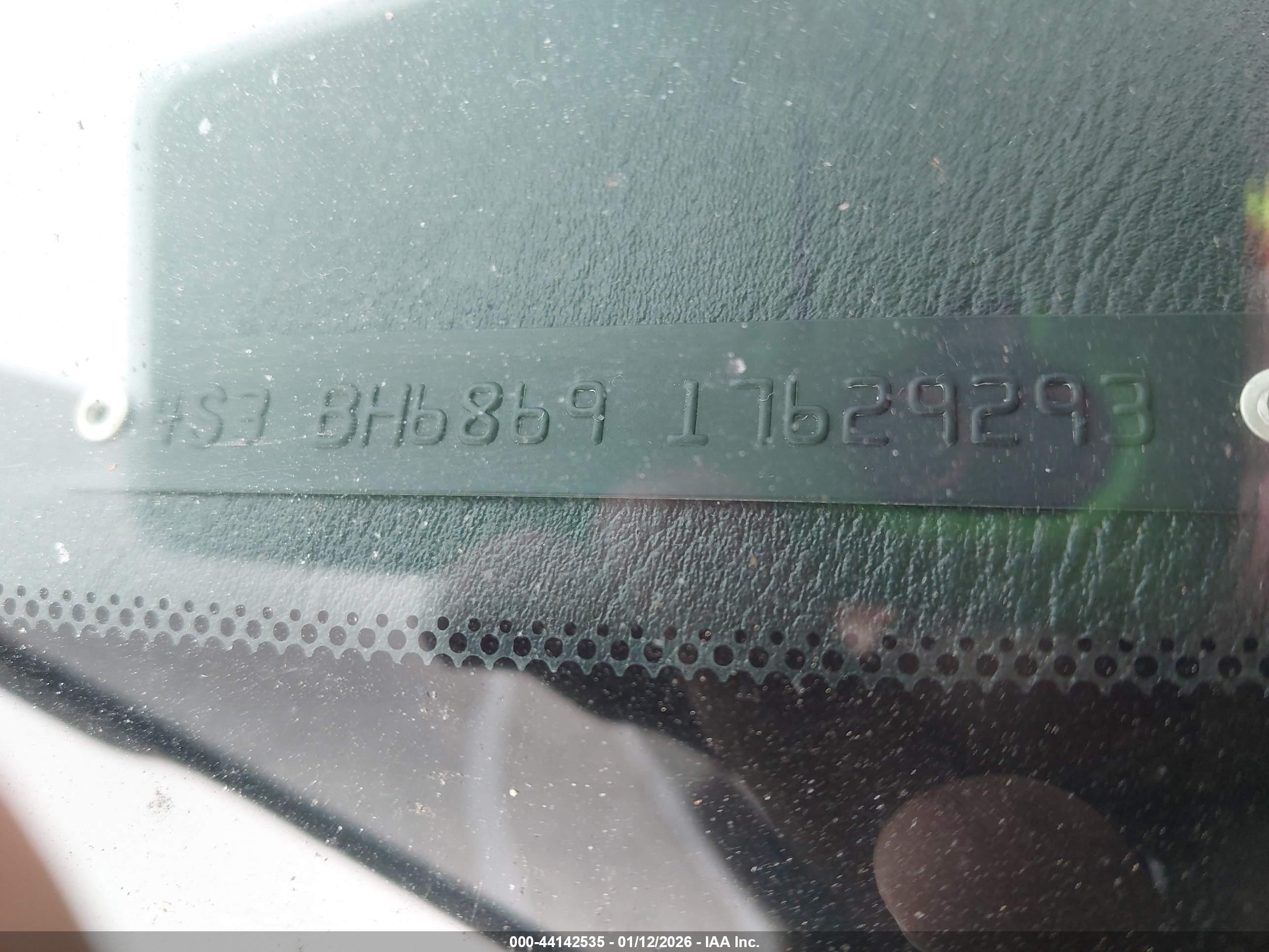 SUBARU OUTBACK image 9