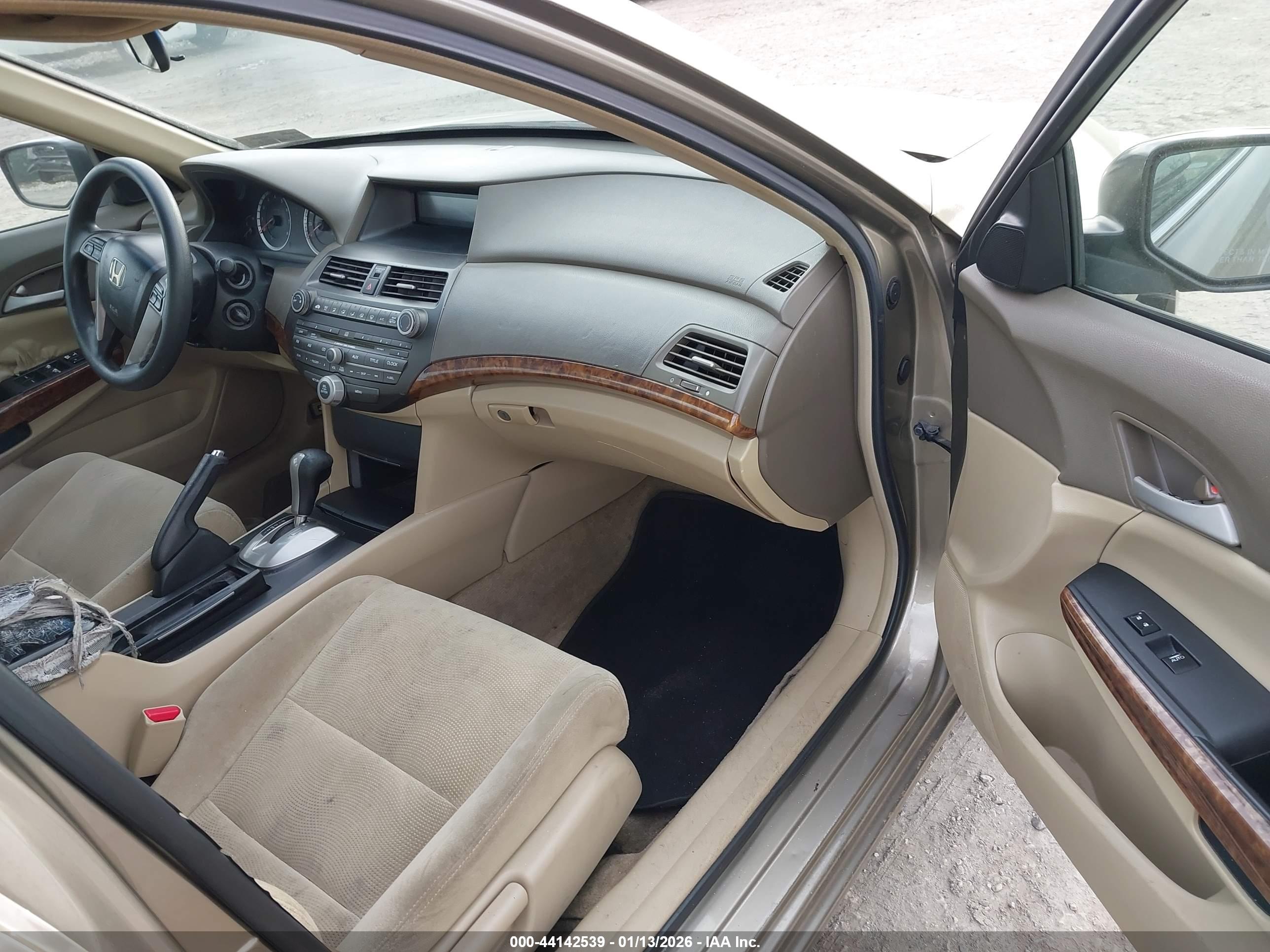 HONDA ACCORD image 5