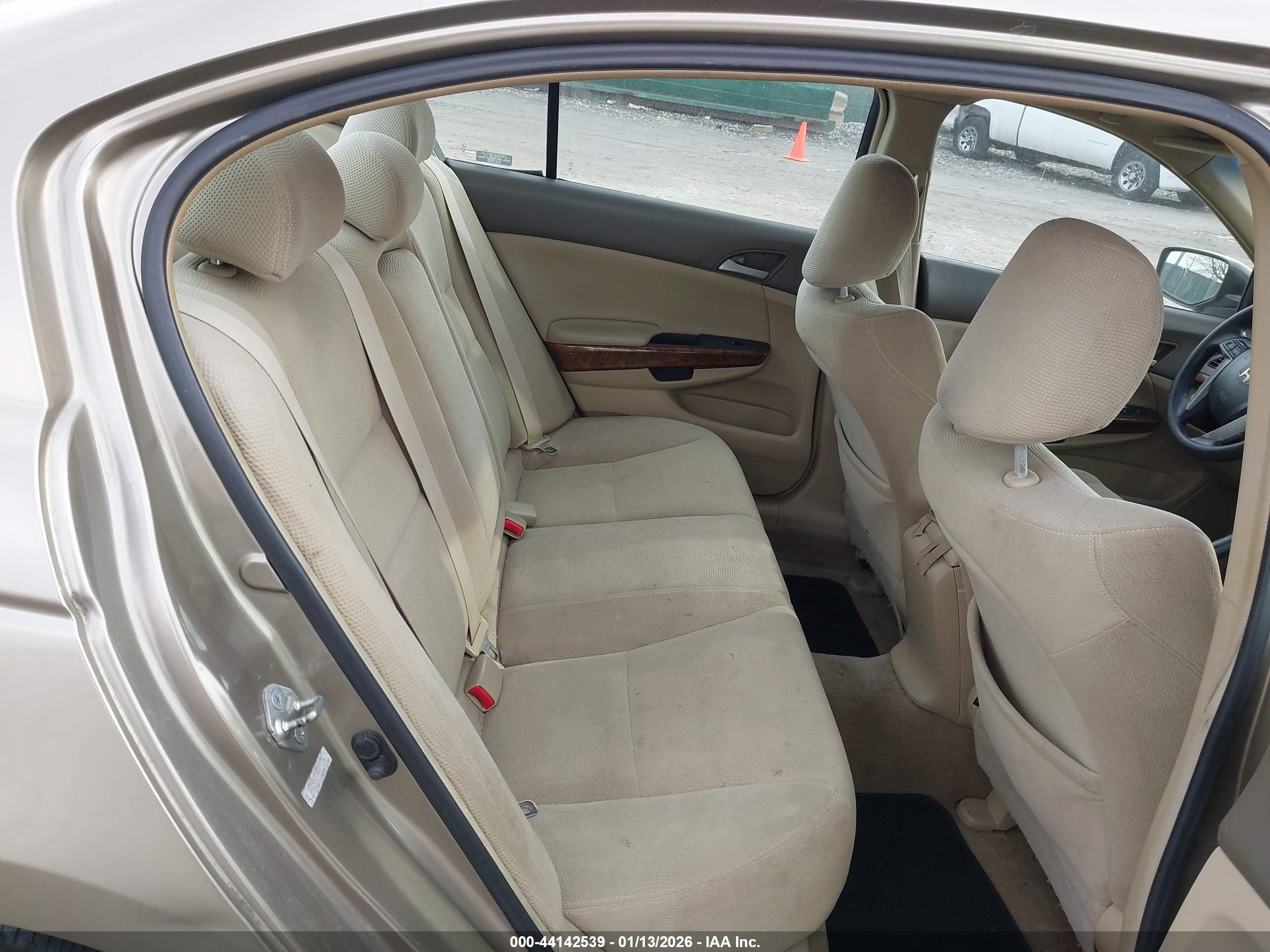 HONDA ACCORD image 8