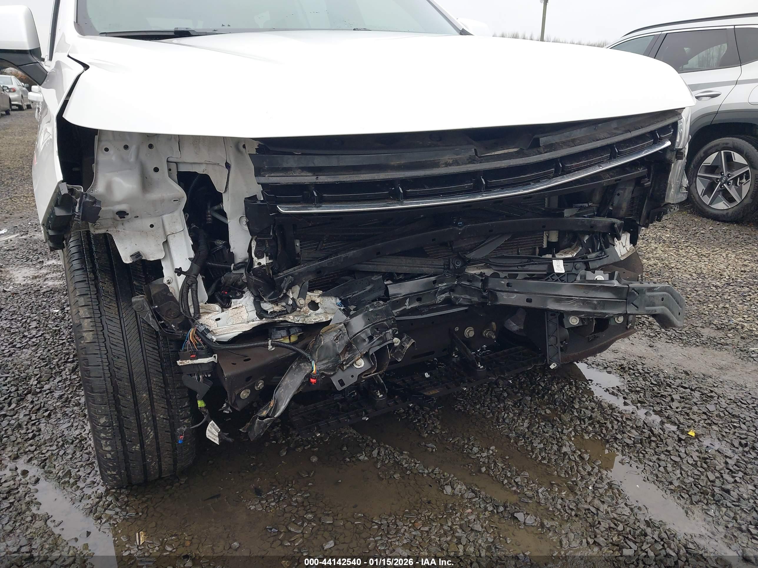 CHEVROLET TAHOE image 6