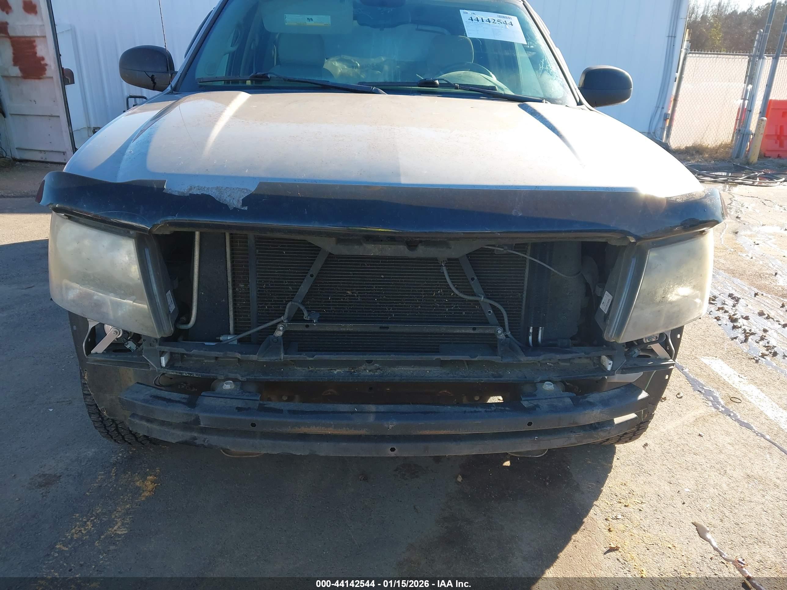 CHEVROLET AVALANCHE image 6