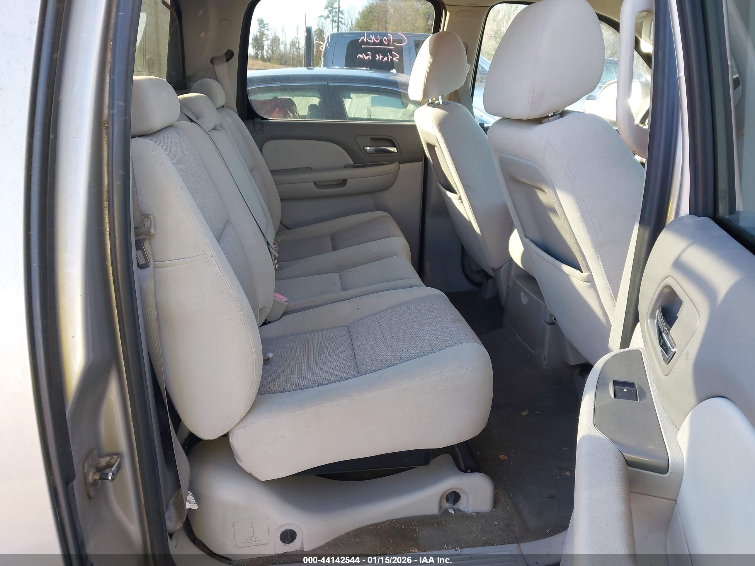 CHEVROLET AVALANCHE image 8