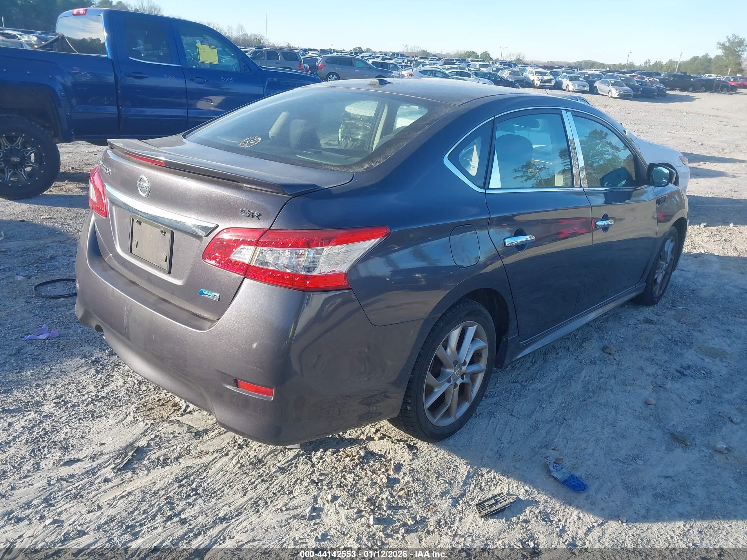 NISSAN SENTRA image 4