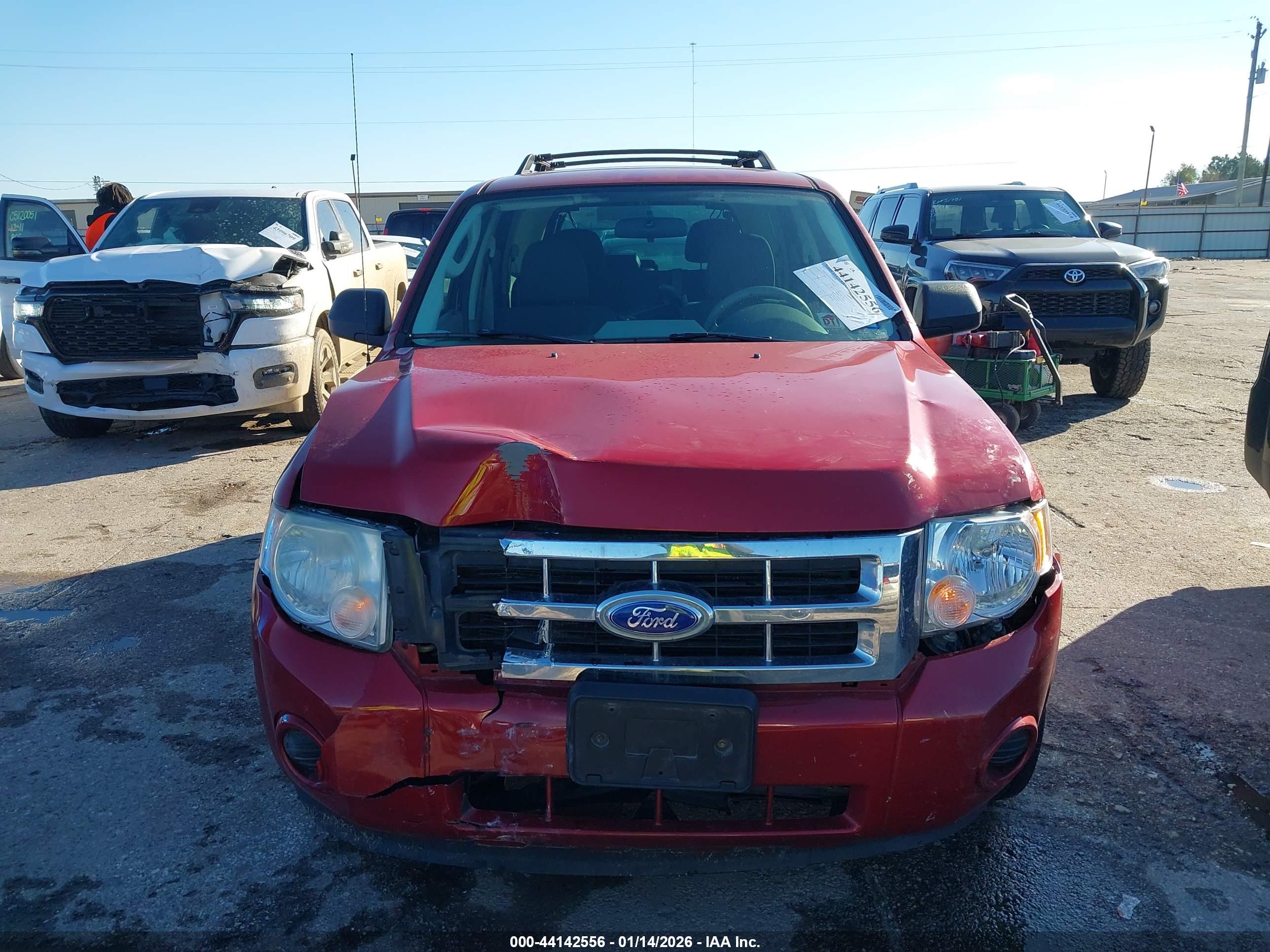 FORD ESCAPE image 6