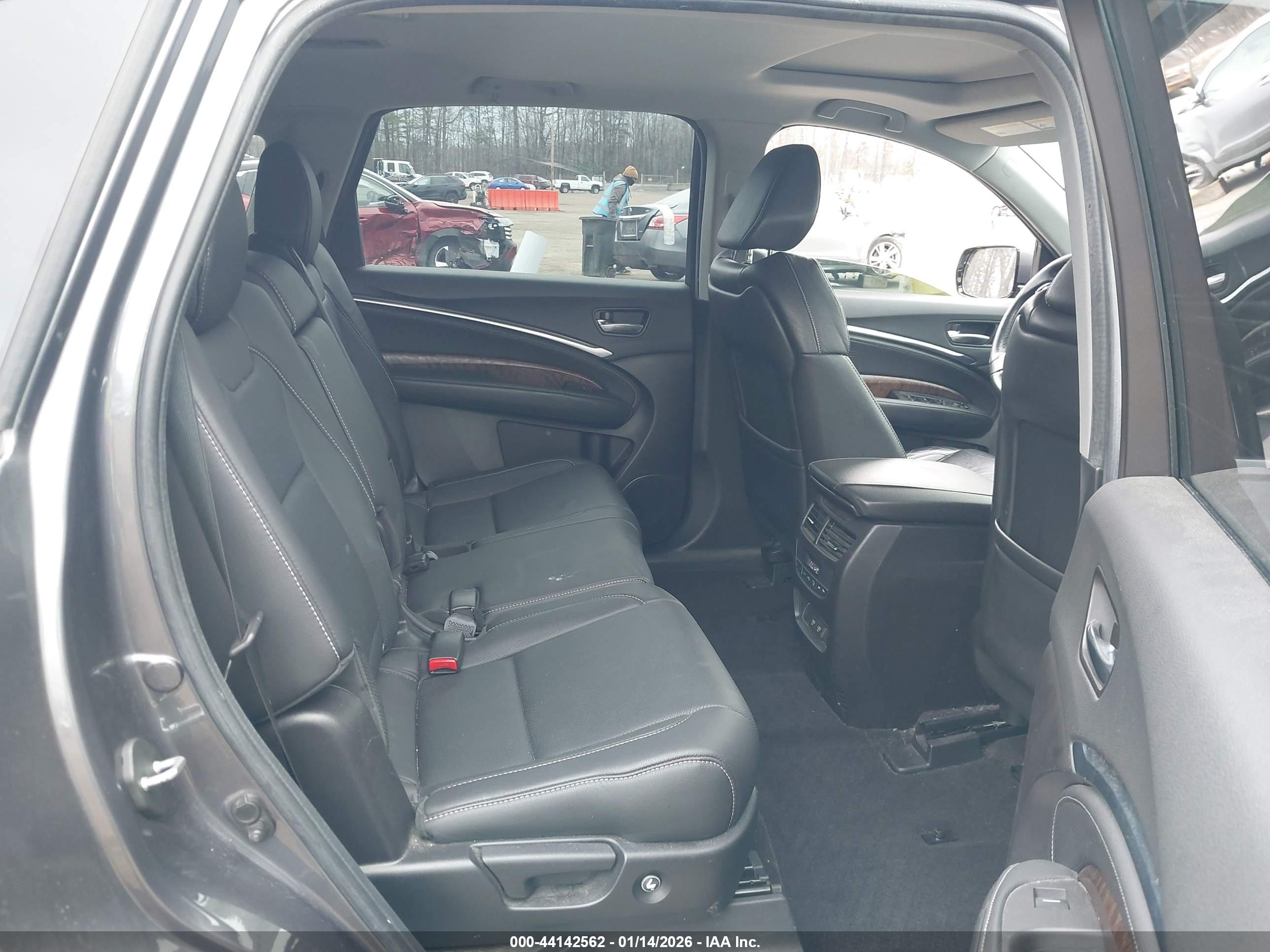 ACURA MDX image 8