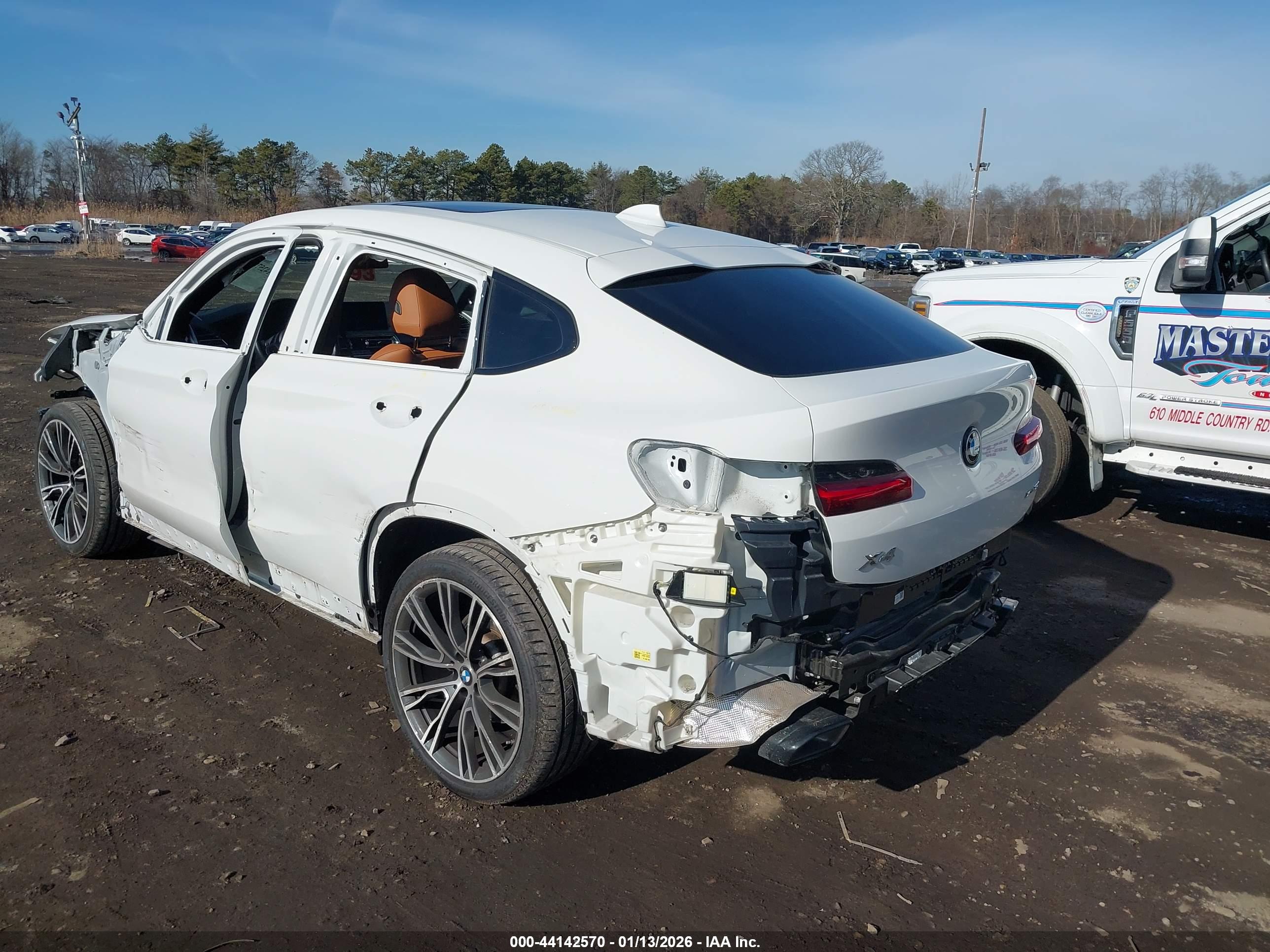 BMW X4 image 3