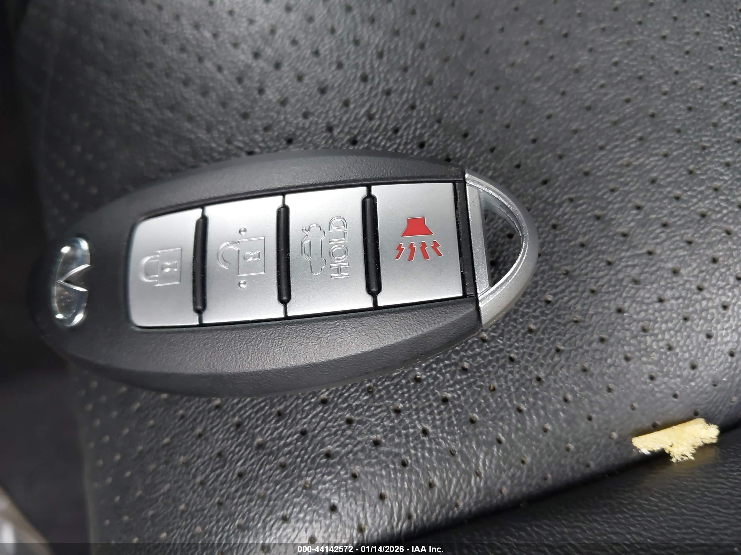 INFINITI G37 image 11