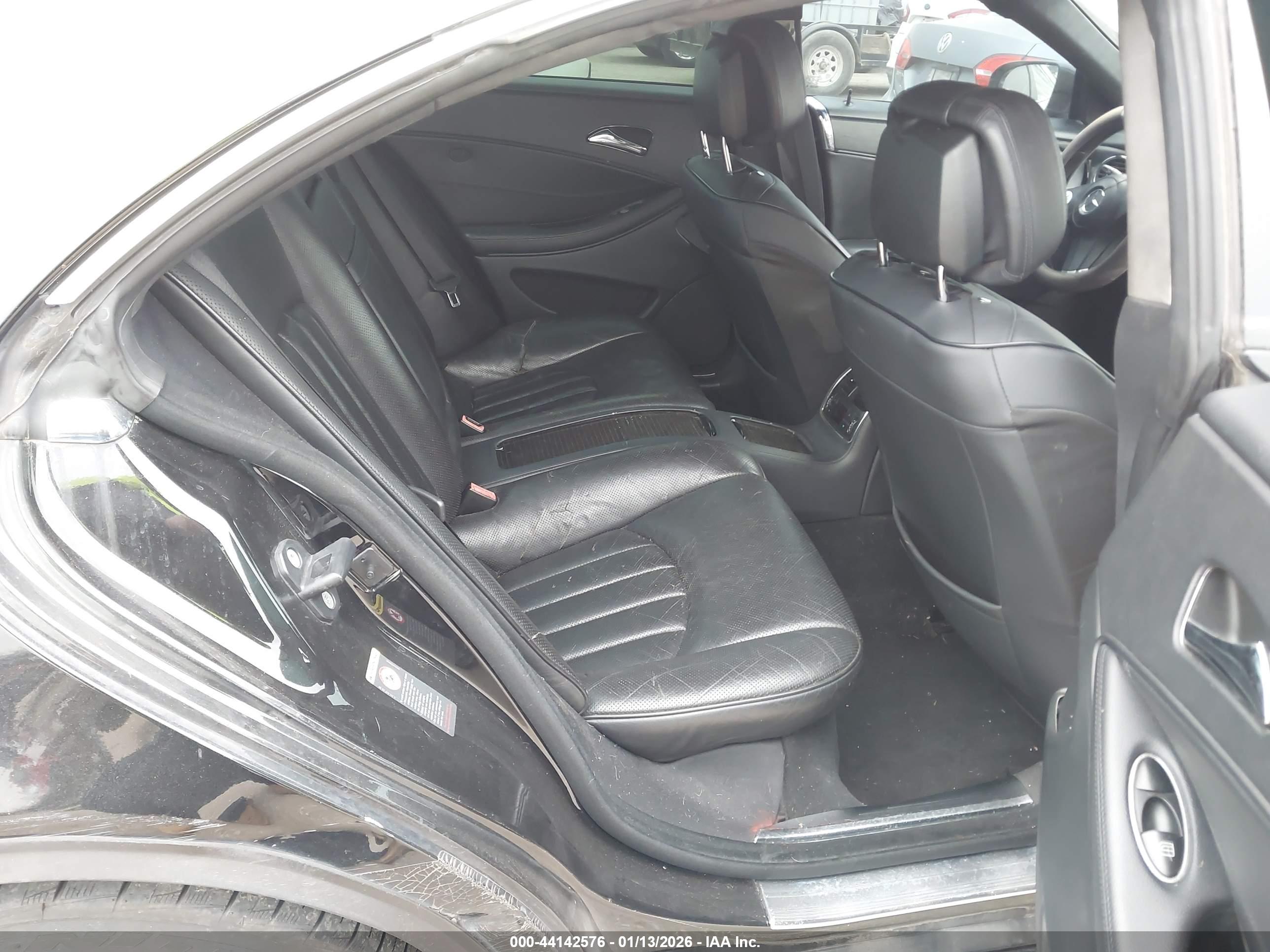 MERCEDES-BENZ CLS image 8